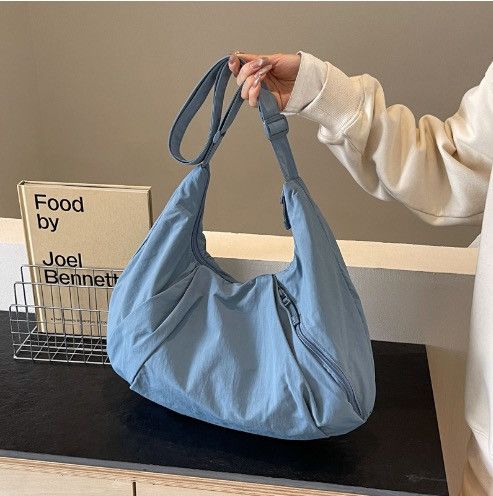 Japanese Brand Huskycat Large capacity canvas dumpling bag Size ONE SIZE - 2 Thumbnail