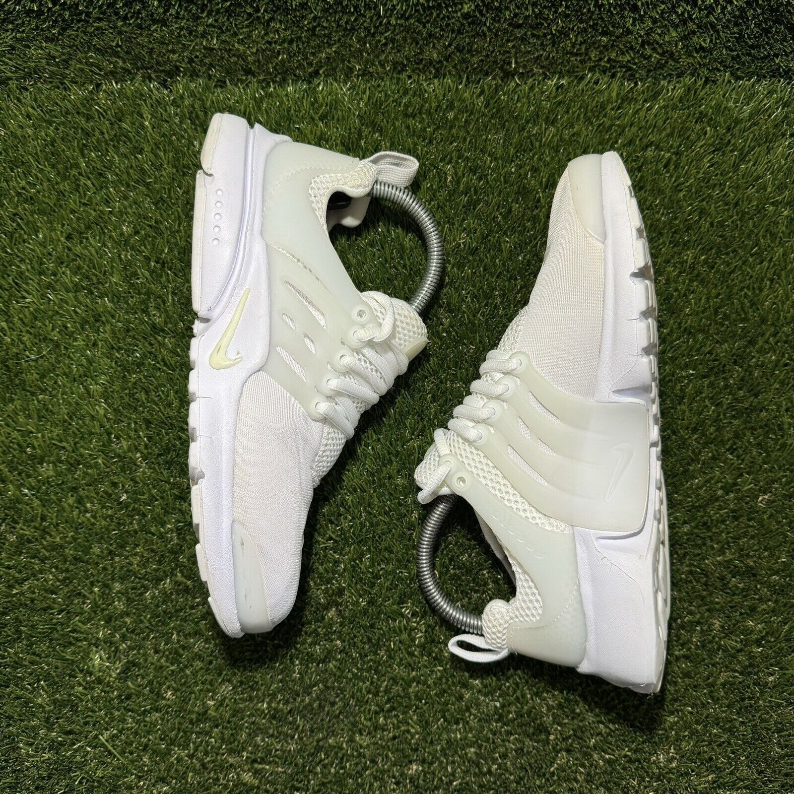 Nike Size 5 (GS) - Nike Air Presto Low White Size US 5 / EU 37 - 3 Thumbnail