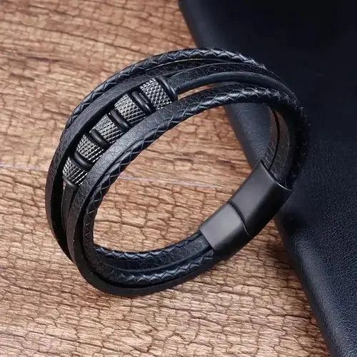 Jewelry Luxury Style Leather Bracelet Size ONE SIZE - 1 Thumbnail