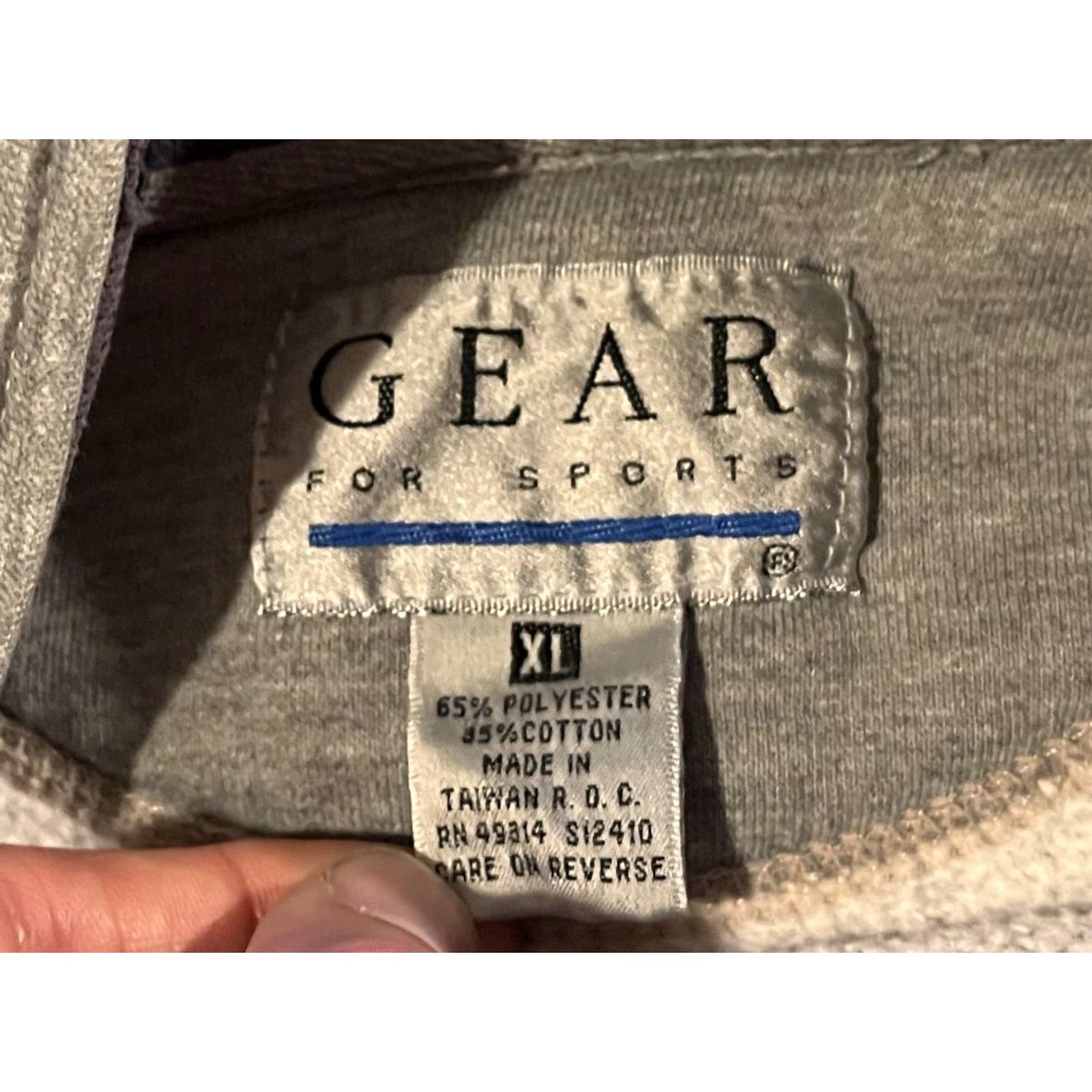 Vintage VINTAGE Gear for Sports Sweater Golf Course Superintendents Association Men’s XL Gray Graphic Print Pullover Regular Fit Sm Mens Size US XL / EU 56 / 4 - 5 Thumbnail