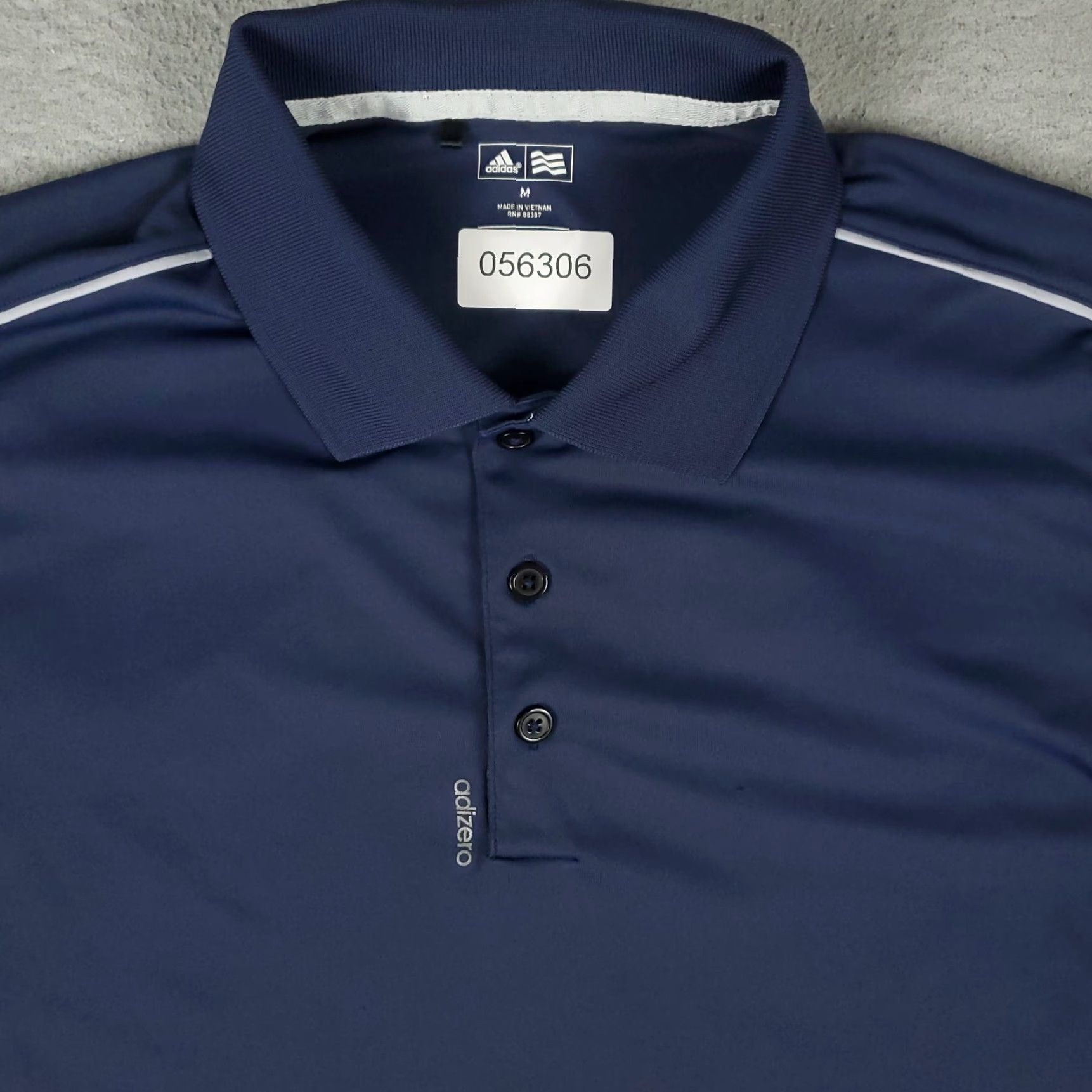 Adidas Adidas Polo Shirt Mens Size Medium Blue Golf Casual Short Sleeve Polo Shirt Mens Blue Adidas Size US M / EU 48-50 / 2 - 2 Thumbnail