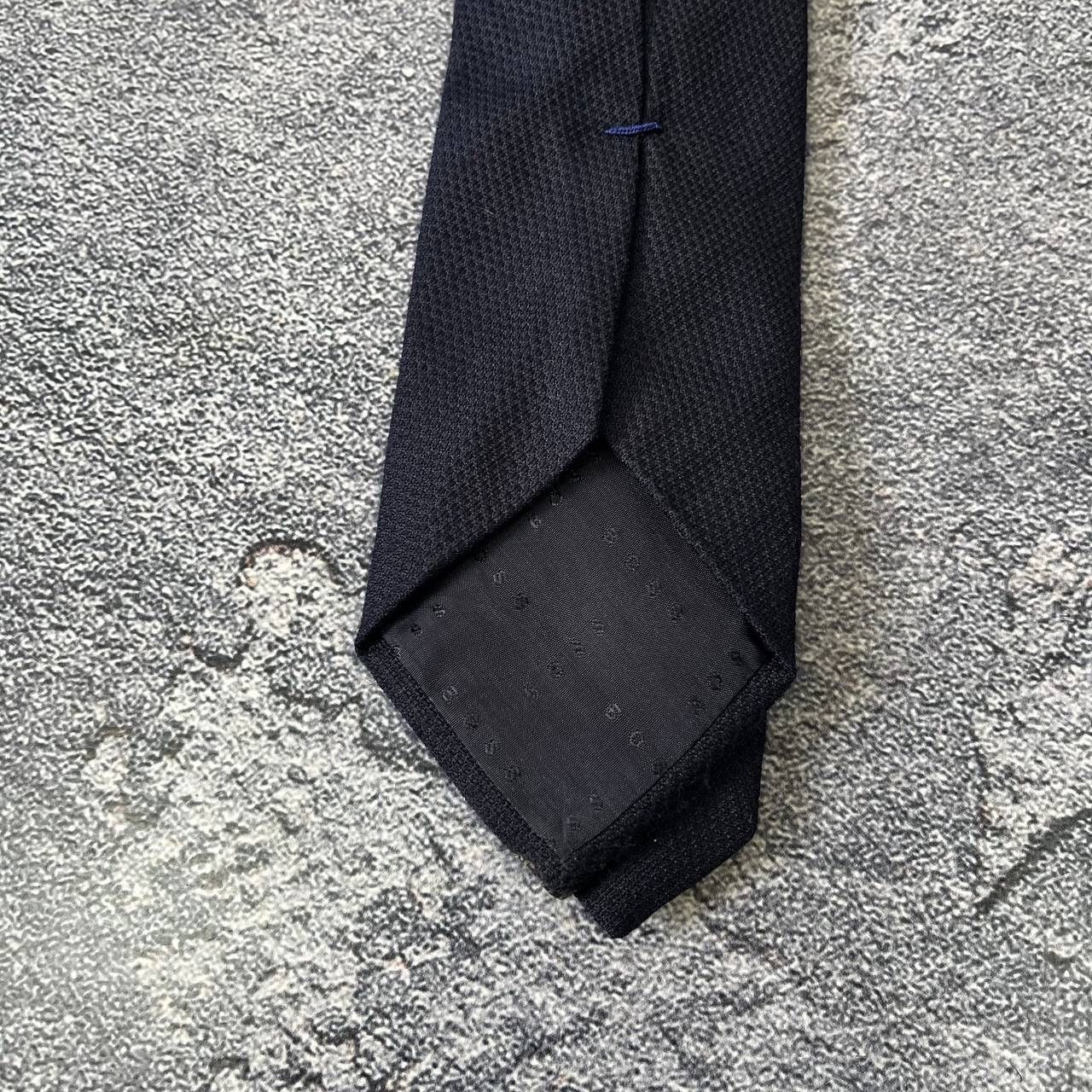 Hugo Boss HUGO BOSS Men's Silk Tie Black And Ivory Striped Pattern Size ONE SIZE - 9 Thumbnail