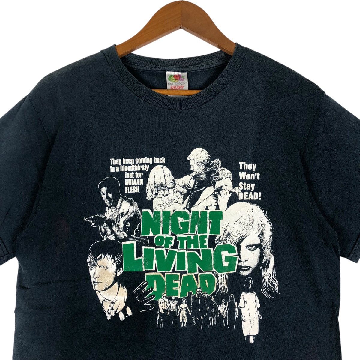 Expert Horror Night Of The Living Dead Horror Movie T-Shirt Size US M / EU 48-50 / 2 - 3 Thumbnail