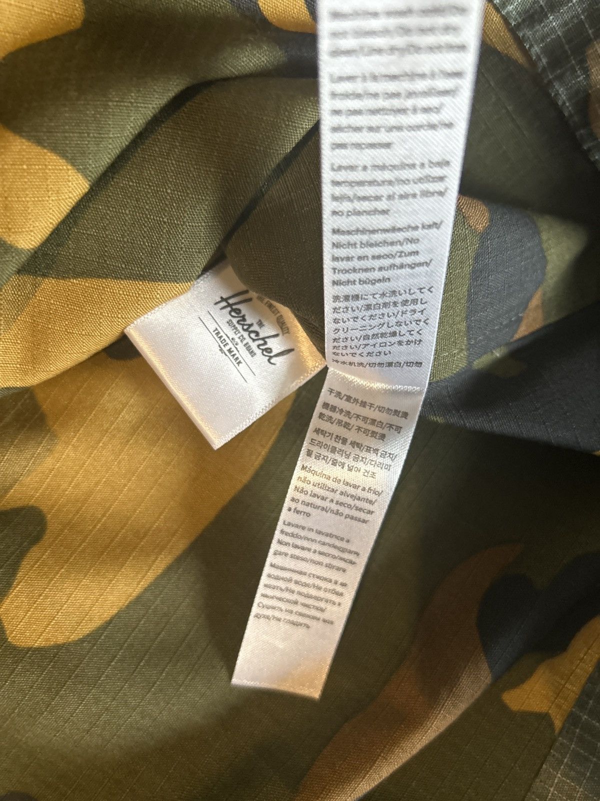 Herschel Supply Co. Herschel Camo Longsleeve Size US S / EU 44-46 / 1 - 3 Thumbnail