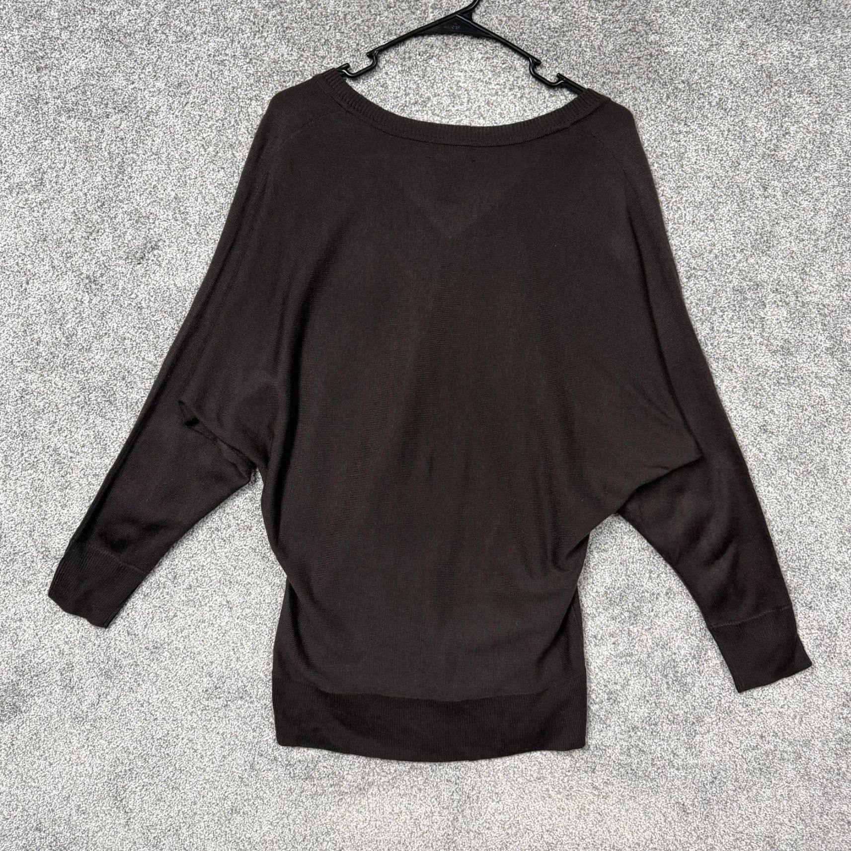 Vintage New York & Company Sweater Womens S Brown Tunic Dolman Minimalist Preppy V-Neck Long Sleeve Knit Batwing Solid 90s? Size S / US 4 / IT 40 - 7 Thumbnail