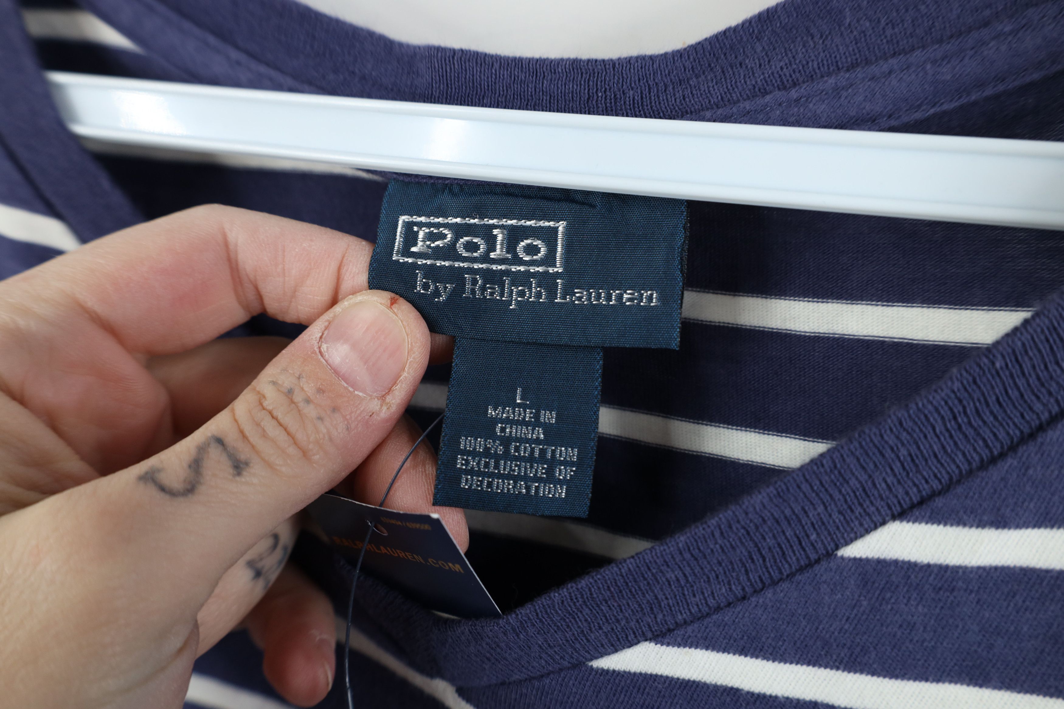 Ralph Lauren Deadstock Vintage Ralph Lauren Short Sleeve V-Neck T-Shirt Size US L / EU 52-54 / 3 - 7 Thumbnail
