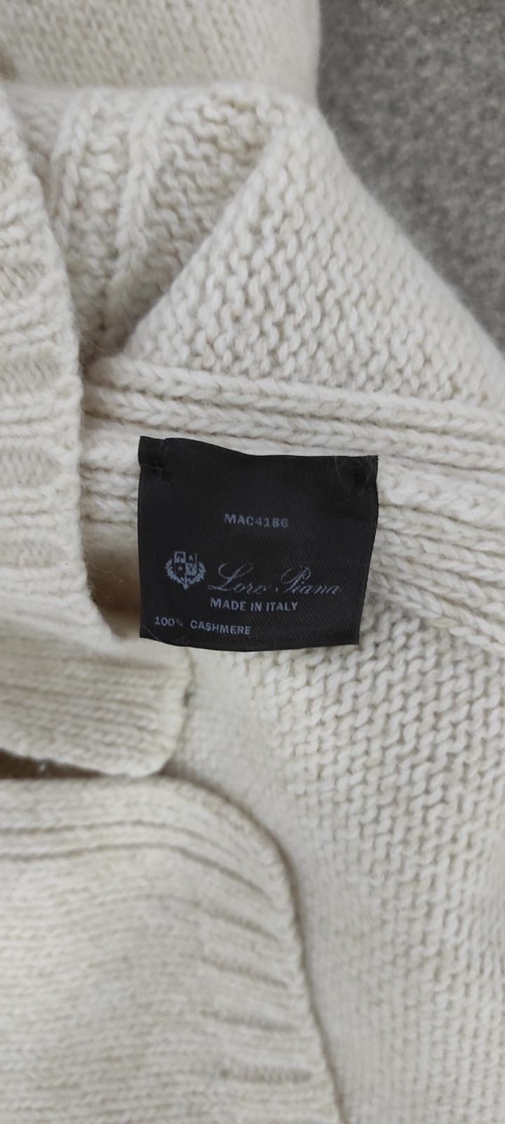 Loro Piana Cashmere sweater Loro Piana Size M / US 6-8 / IT 42-44 - 4 Thumbnail