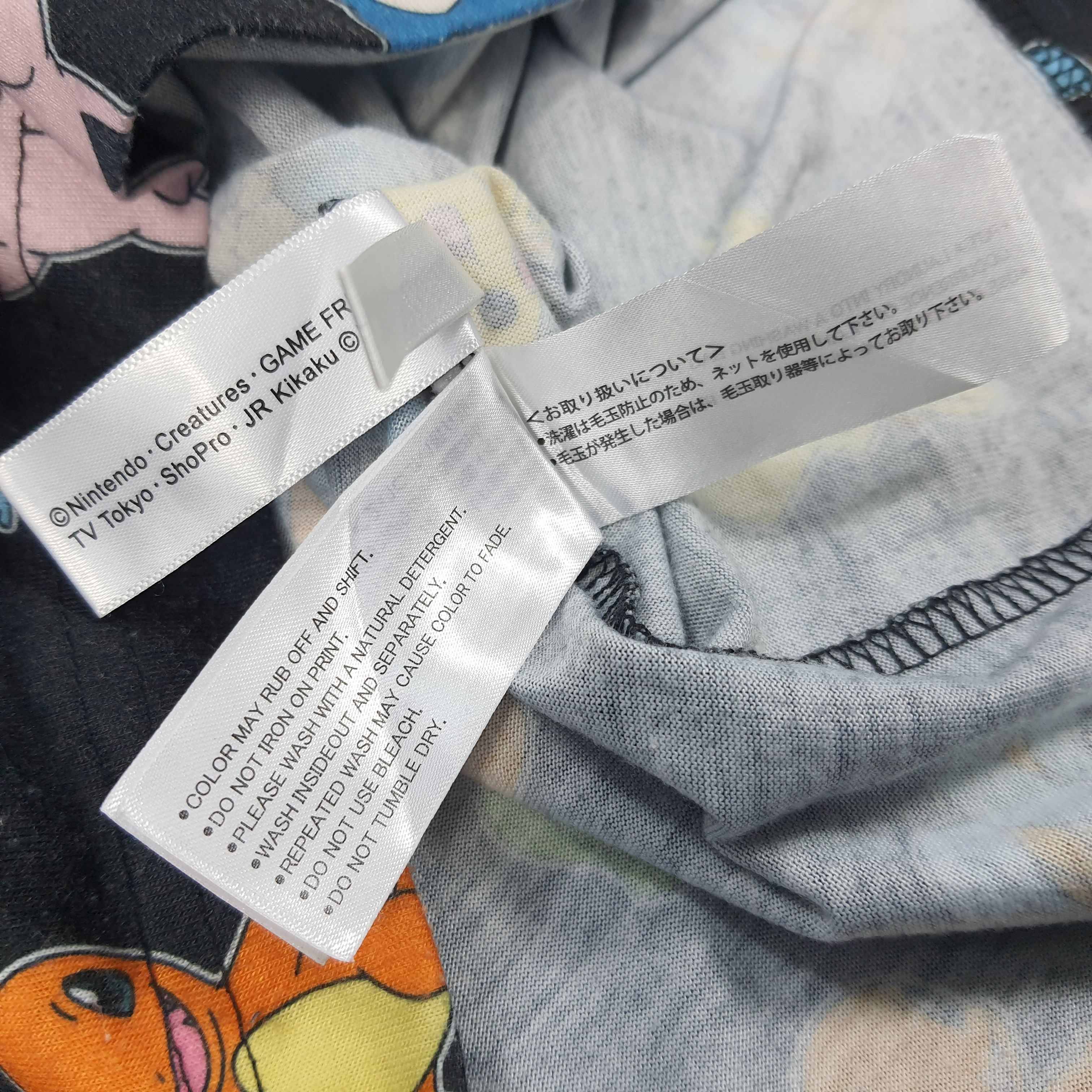 Pokemon × Vintage Vintage Pokemon Official Merch Pikachu Overprint Tshirt Size US M / EU 48-50 / 2 - 7 Thumbnail