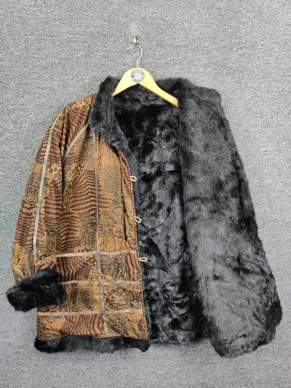 Japanese Brand Vintage Unbrand Leopard Faux Fur Fashion Jacket Size US L / EU 52-54 / 3 - 7 Thumbnail