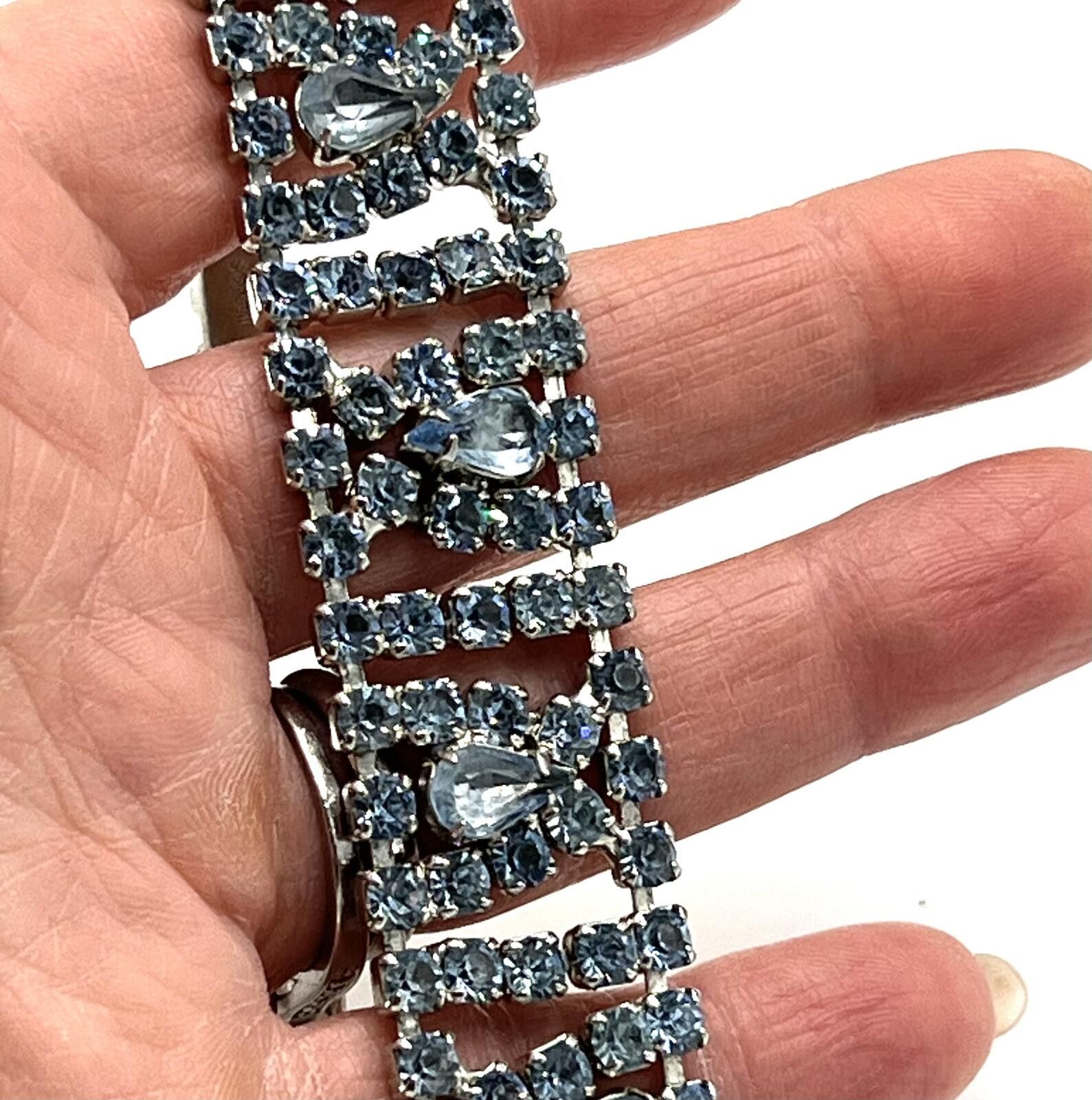 Al Wissam Weiss Blue Teardrop & Round Rhinestone Tennis Clasp Bracelet Size ONE SIZE - 3 Thumbnail