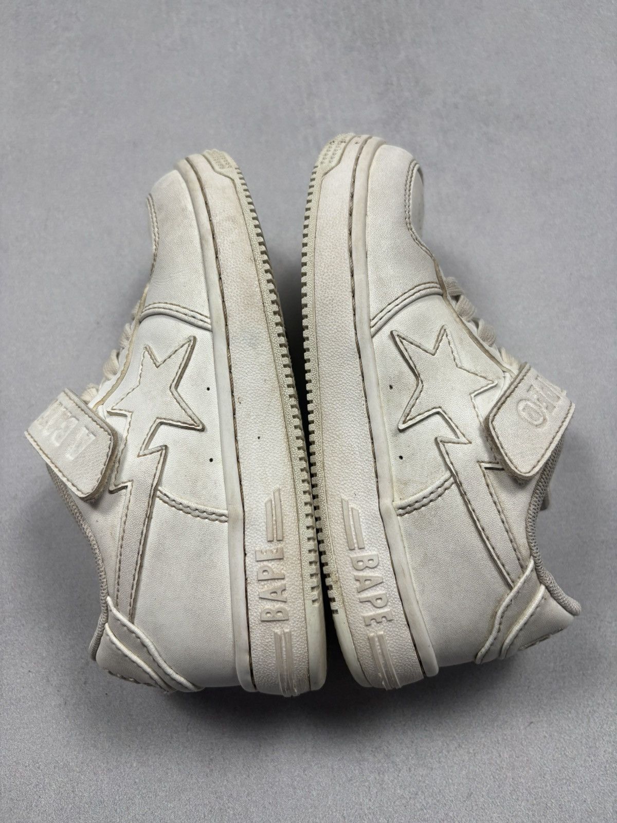 Bape A Bathing Ape Bapesta M2 Low Kids Velcro Triple White US 11K Size US 5 / EU 37 - 4 Thumbnail