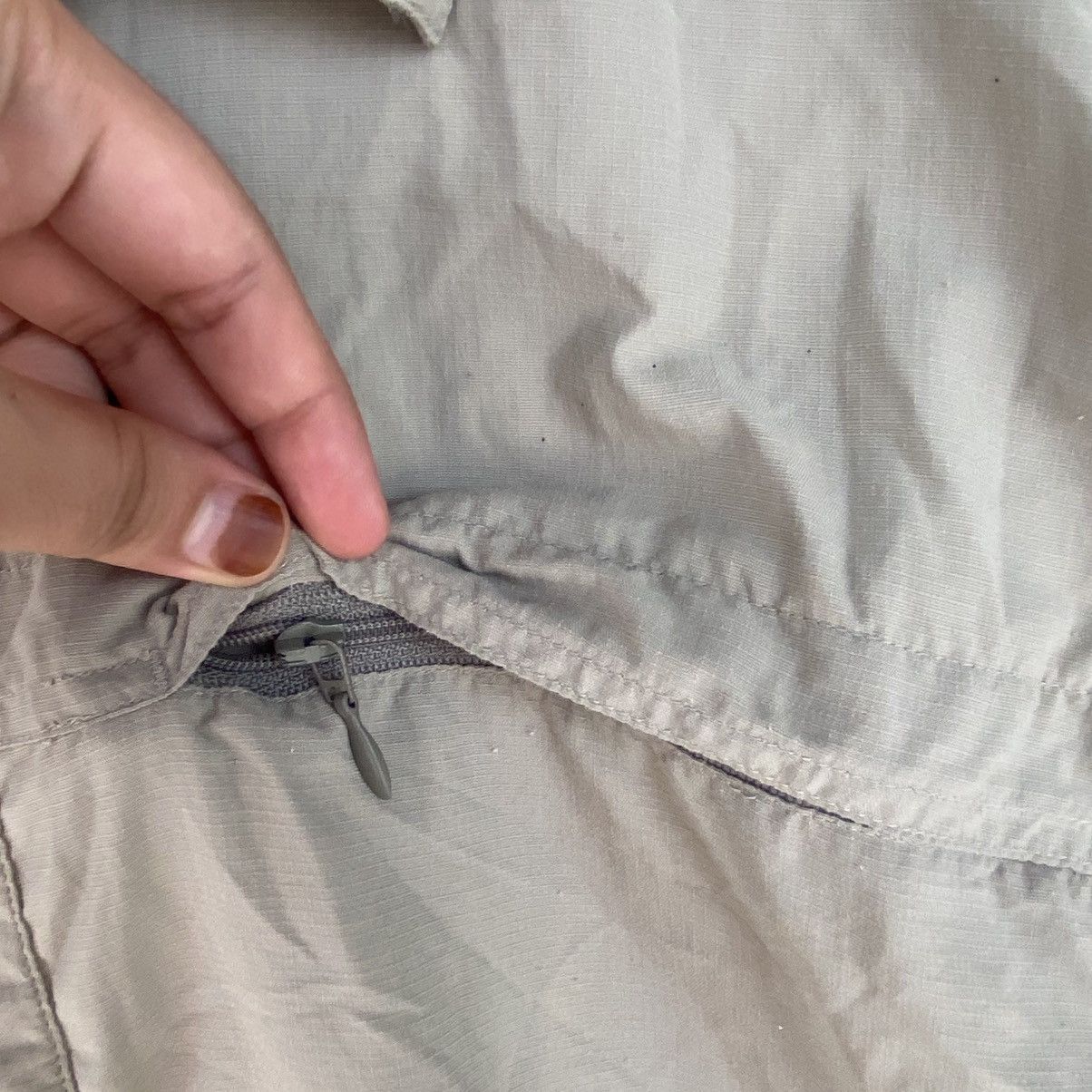 Other Vintage Millet Mountain Equipment Button Up Khaki And Grey Size US M / EU 48-50 / 2 - 6 Thumbnail