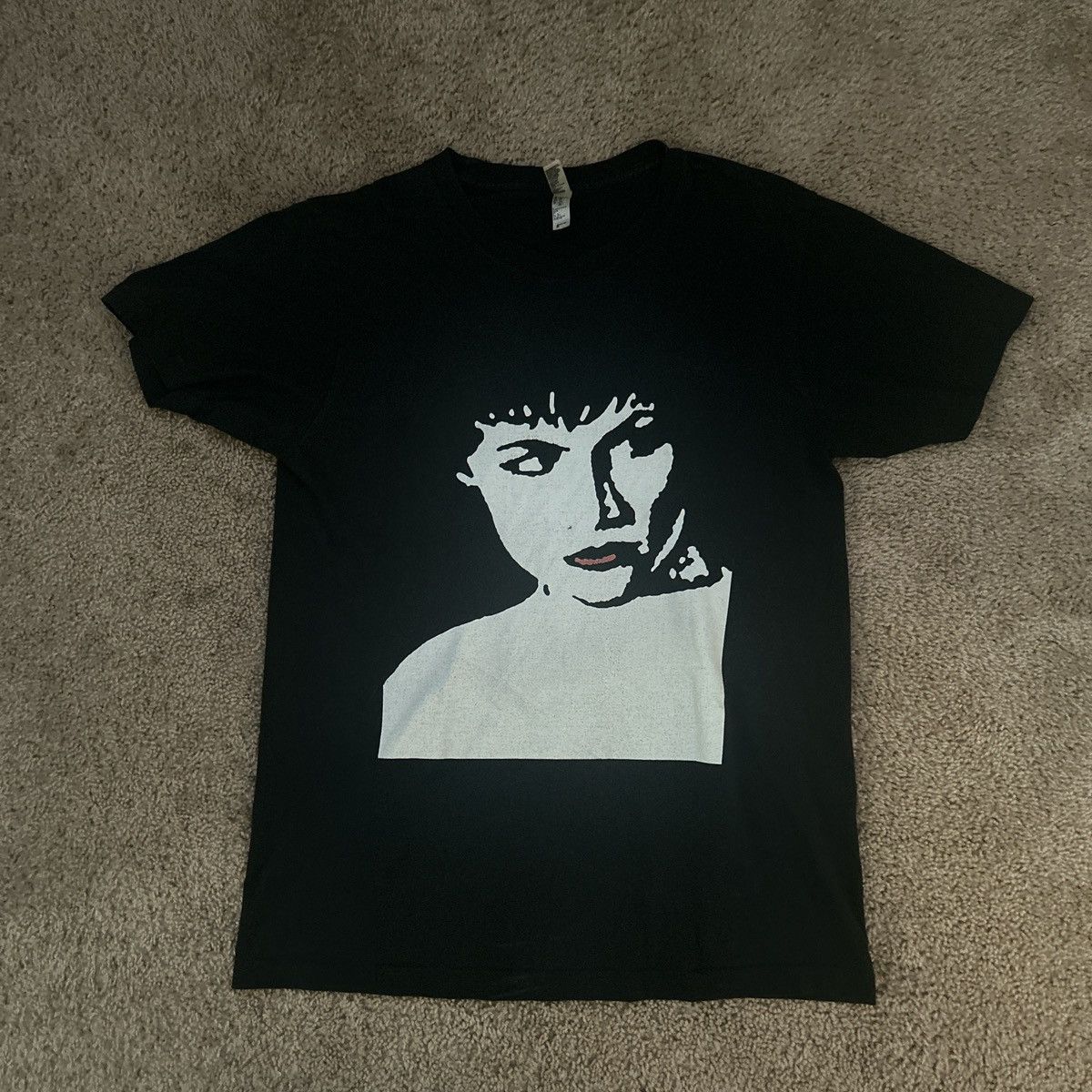 Other Sick emo shirt. With a design of a woman on the front Size US M / EU 48-50 / 2 - 1 Thumbnail