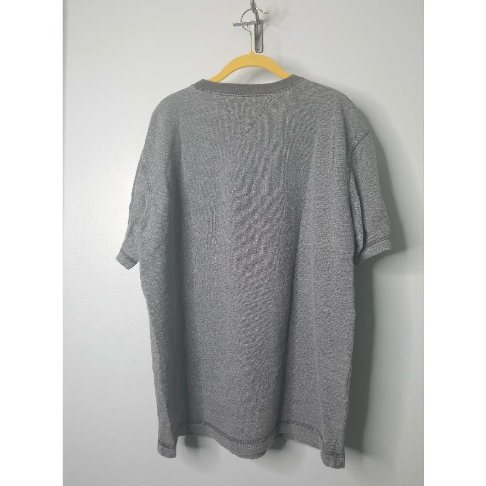 Tommy Hilfiger VINTAGE Tommy Hilfiger Basic Heavyweight T-Shirt Mens XL Grey 00's Retro Flag Tommy Jeans Size US XL / EU 56 / 4 - 6 Thumbnail