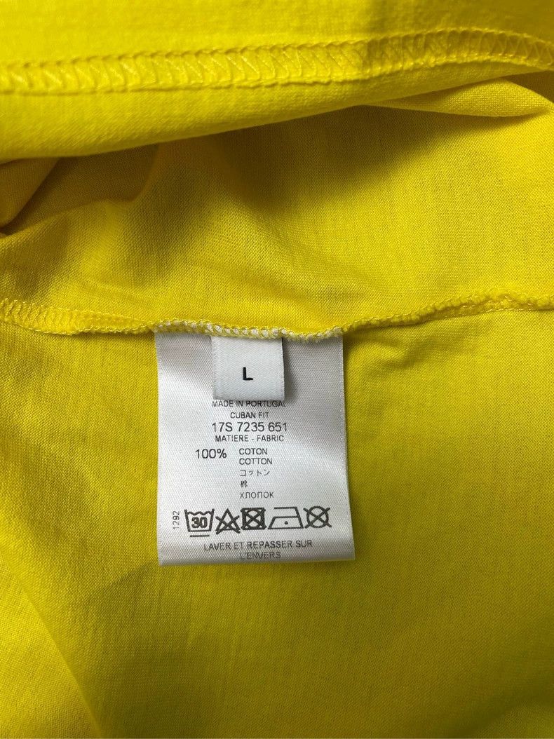Givenchy Givenchy Chest Flock Logo Yellow Short-sleeve 2506-Nextarro Size US L / EU 52-54 / 3 - 5 Thumbnail