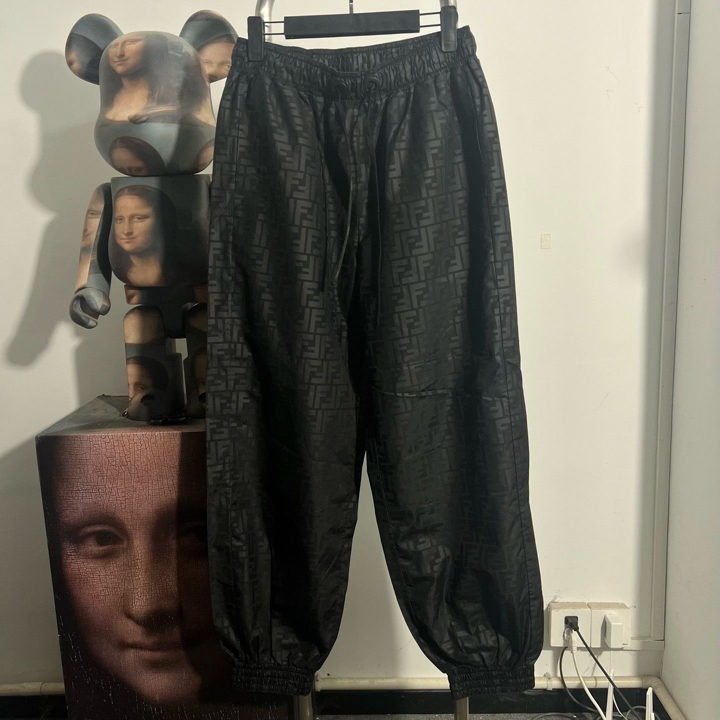 Fendi Fendi Pants 28 Women Size 28" / US 6 / IT 42 - 1 Thumbnail