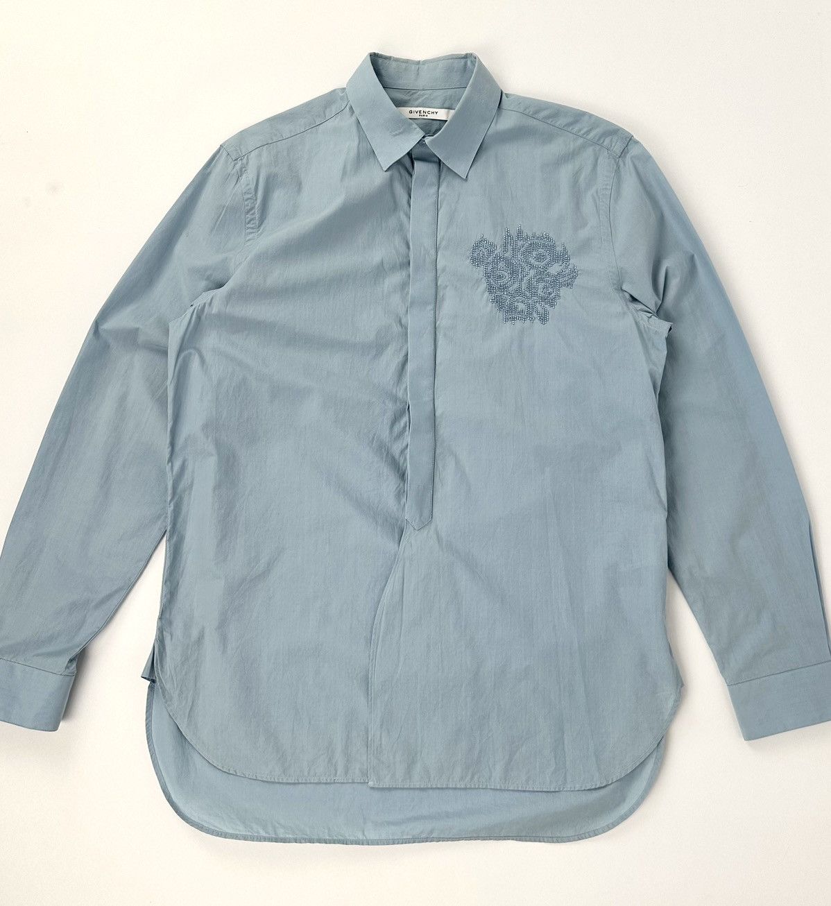 Givenchy Givenchy Formal Shirt Tribal Pattern Beads on Chest Size US M / EU 48-50 / 2 - 1 Thumbnail