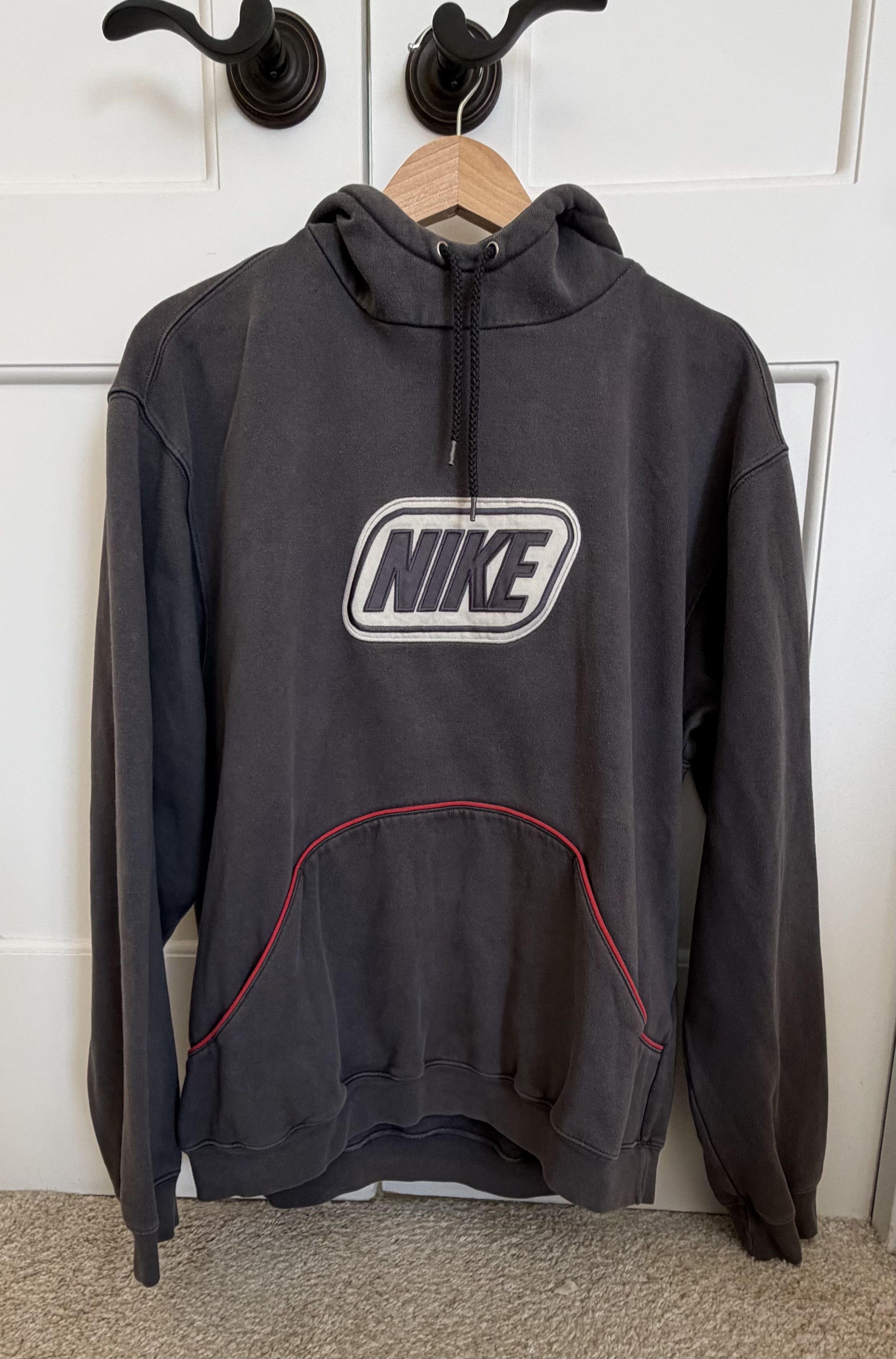 Grey Vintage Nike Hoodie/ Jumper
