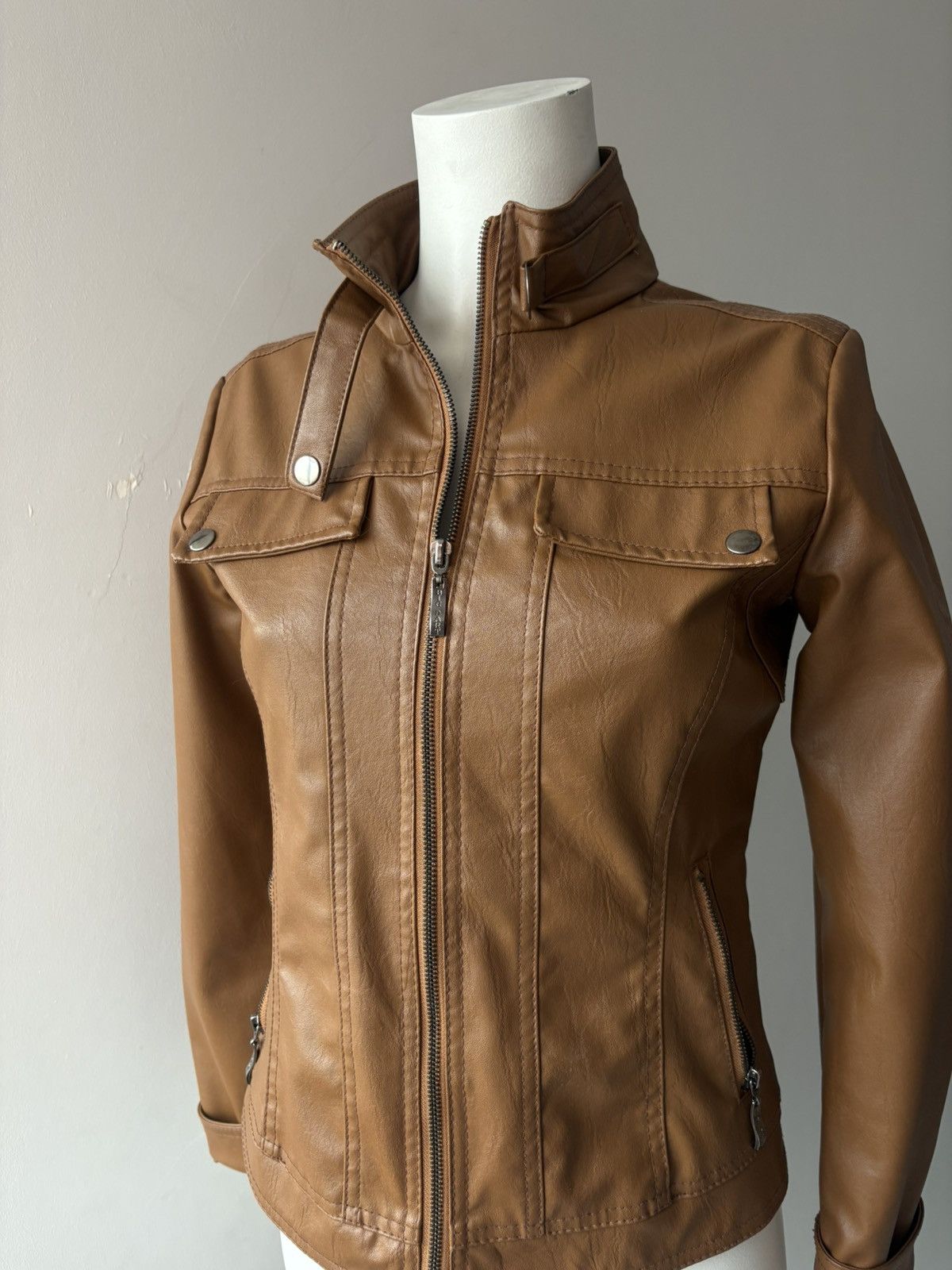 Vintage Vintage leather jacket Size M / US 6-8 / IT 42-44 - 8 Thumbnail