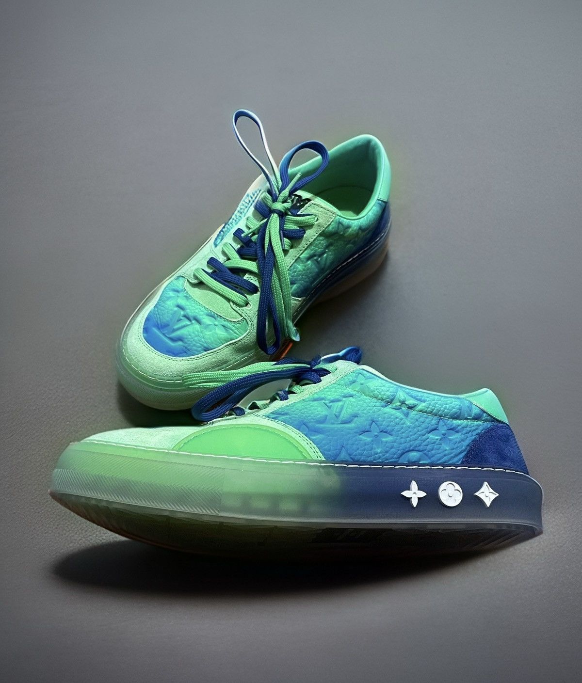 Best price sneakers online sales