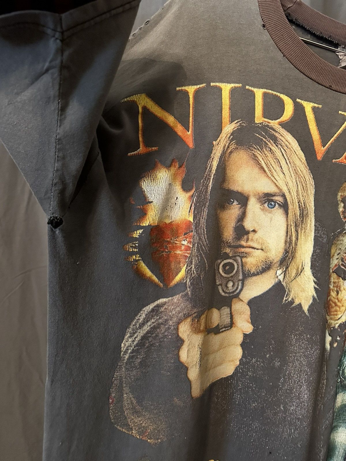 Vintage Vintage Nirvana Kurt Cobain T-Shirt Size US XL / EU 56 / 4 - 4 Thumbnail