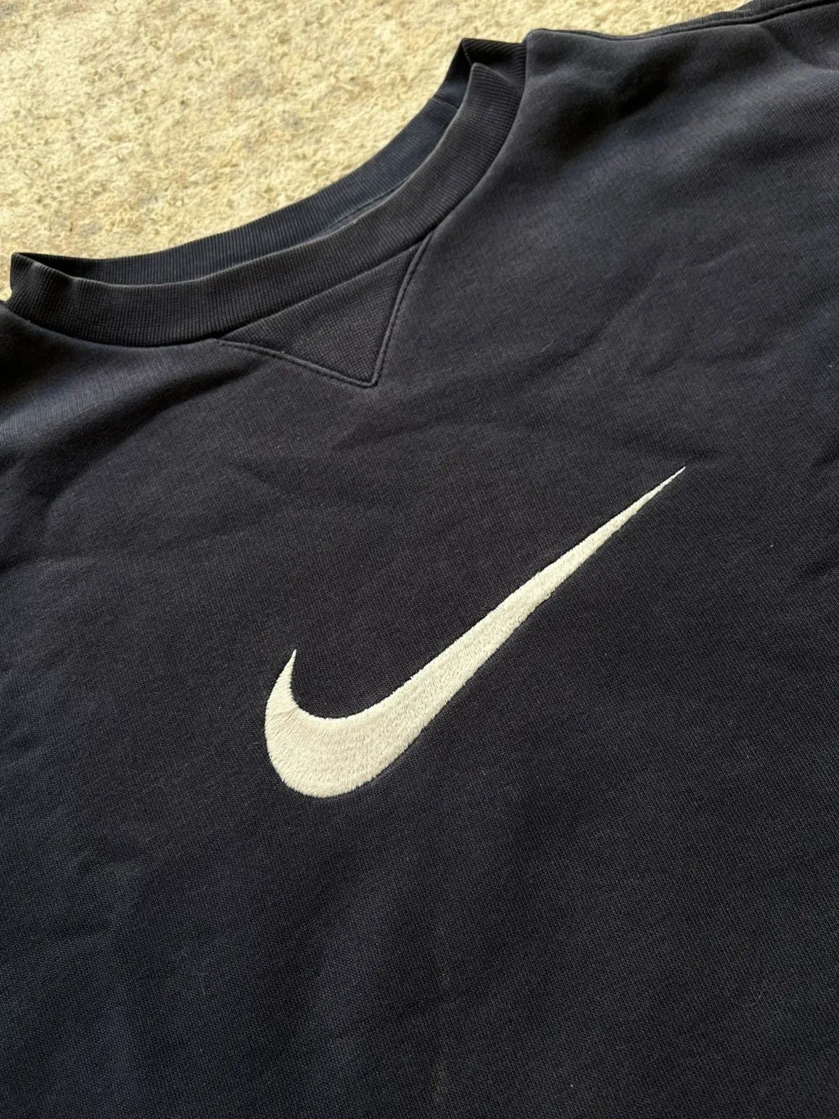 Nike Nike Sz L = S Sweatshirt Crewneck 2005 Big Swoosh Size S / US 4 / IT 40 - 7 Thumbnail