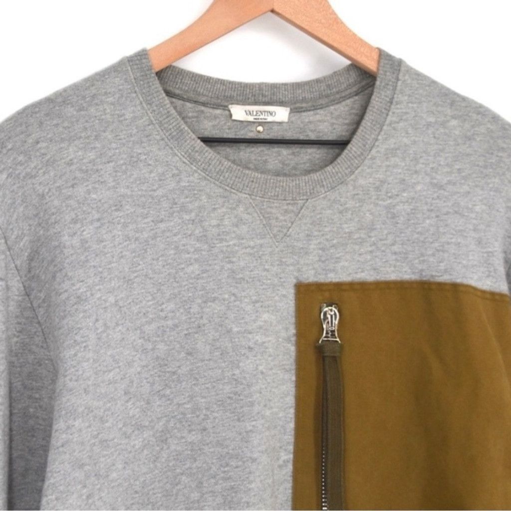 Valentino Valentino Made in Italy Gray Crewneck Contrast Zip Pocket –M Size US M / EU 48-50 / 2 - 5 Thumbnail