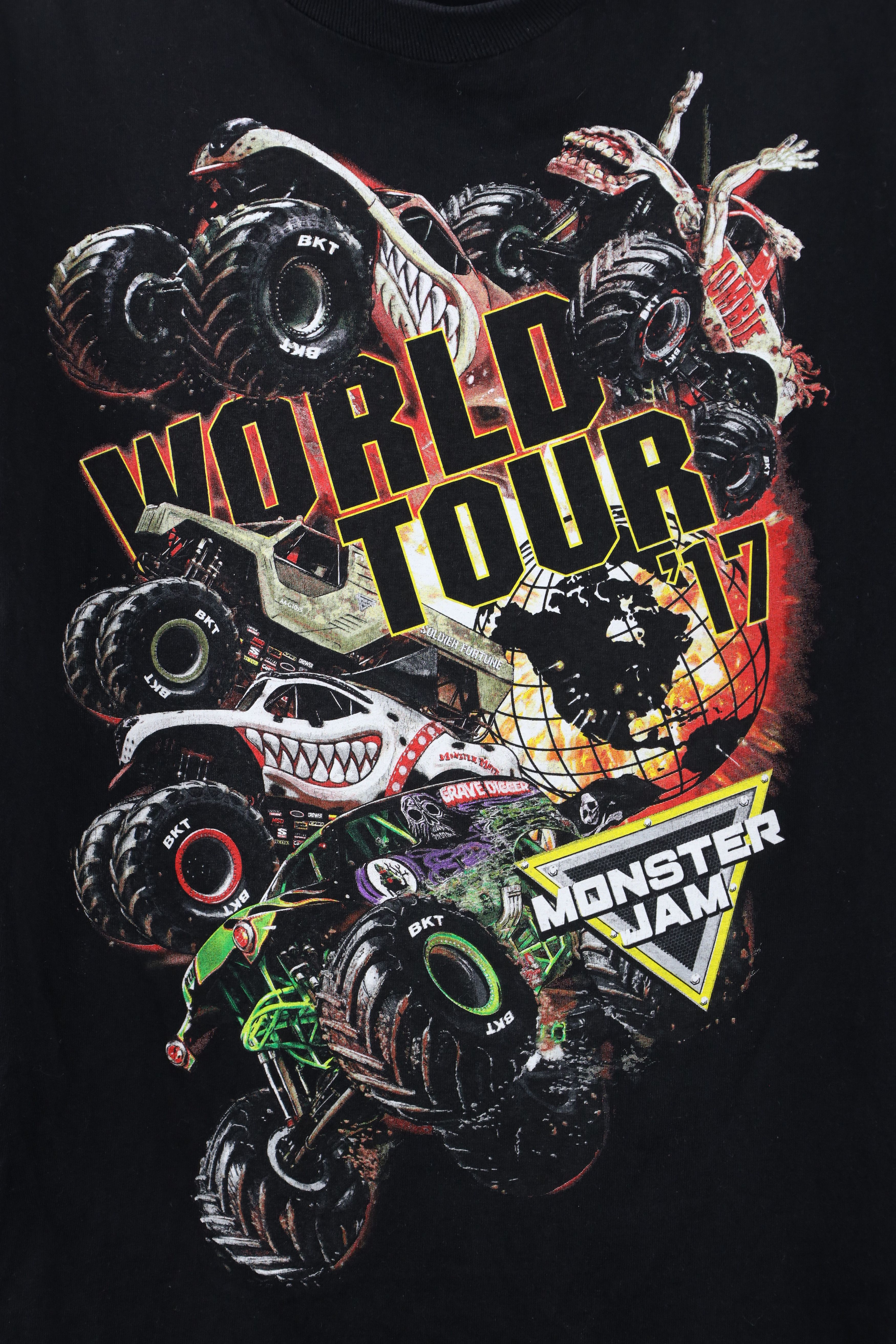 Vintage Vintage Y2K 2017 Monster Jam Digger Monster Truck T-Shirt Size US M / EU 48-50 / 2 - 4 Thumbnail
