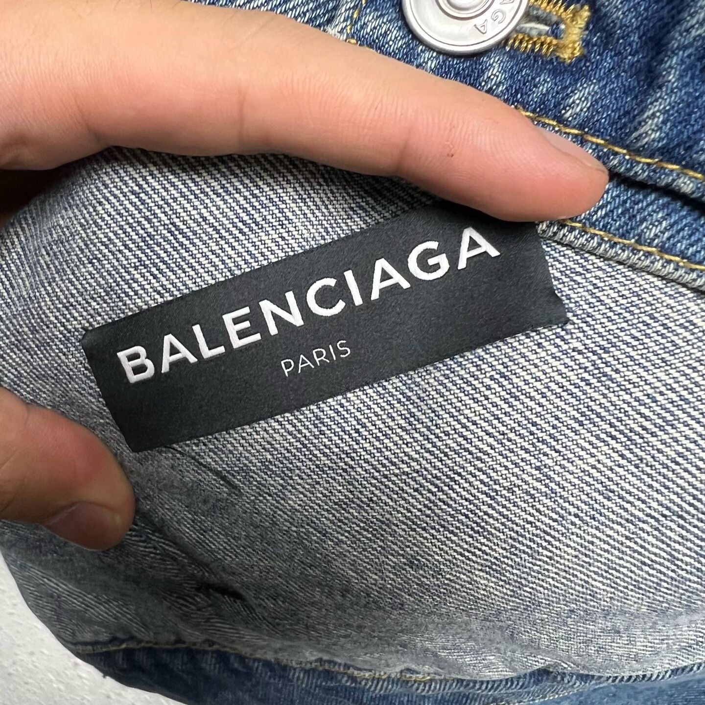 Balenciaga balenciaga logo denim jacket with waves Size US L / EU 52-54 / 3 - 4 Thumbnail