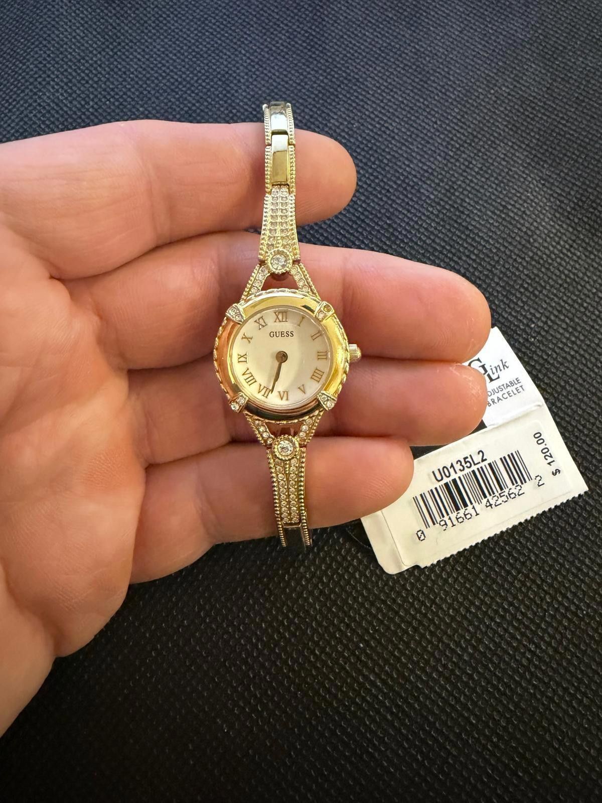 Guess GUESS Watch, Women's Gold Tone Bracelet 22mm U0135L2 Size ONE SIZE - 4 Thumbnail