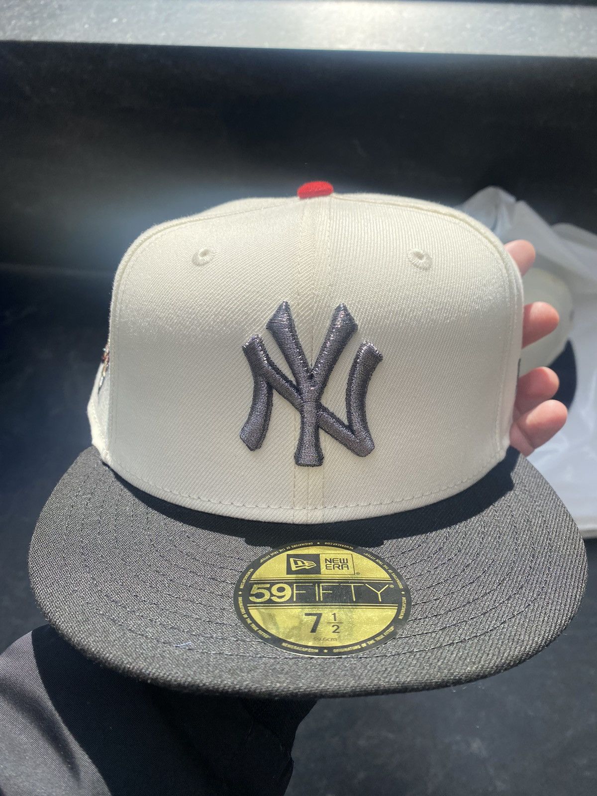 New Era Nigel Sylvester X Complexcon 2025 Yankees Fitted 7 1/2 Size ONE SIZE - 1 Thumbnail