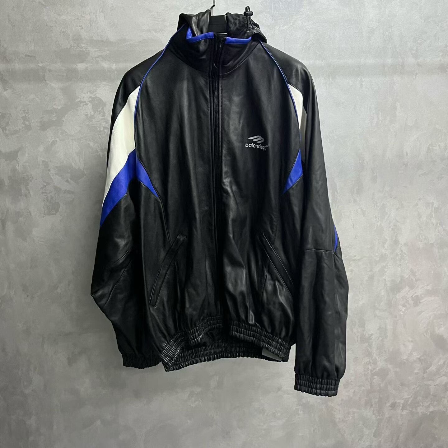Balenciaga Balenciaga Retro Printed Multi Leather Jacket s Men Size US S / EU 44-46 / 1 - 1 Thumbnail