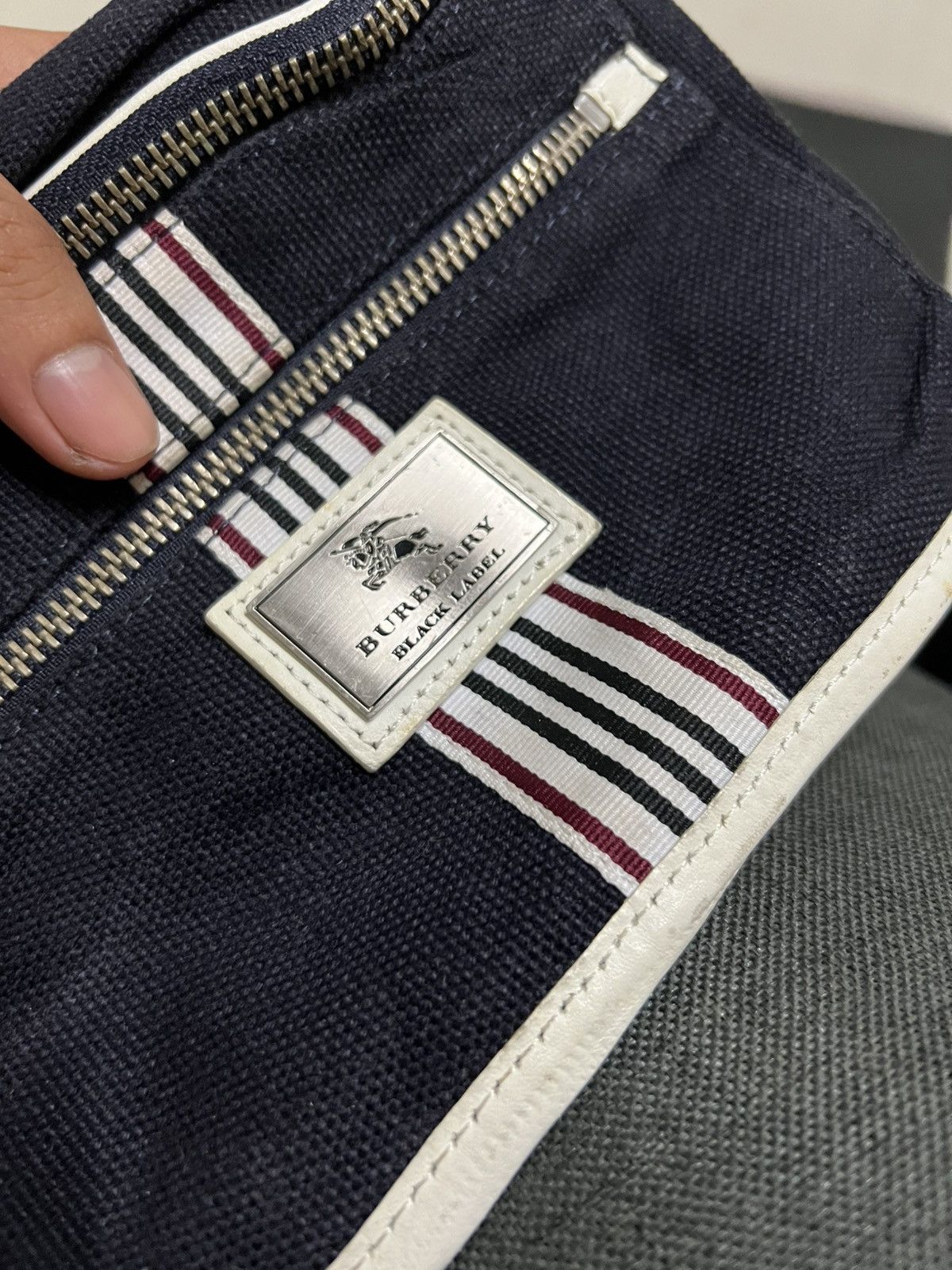 Burberry × Burberry Prorsum × Vintage Rare Burberry Black Label Waist Bag Size ONE SIZE - 3 Thumbnail