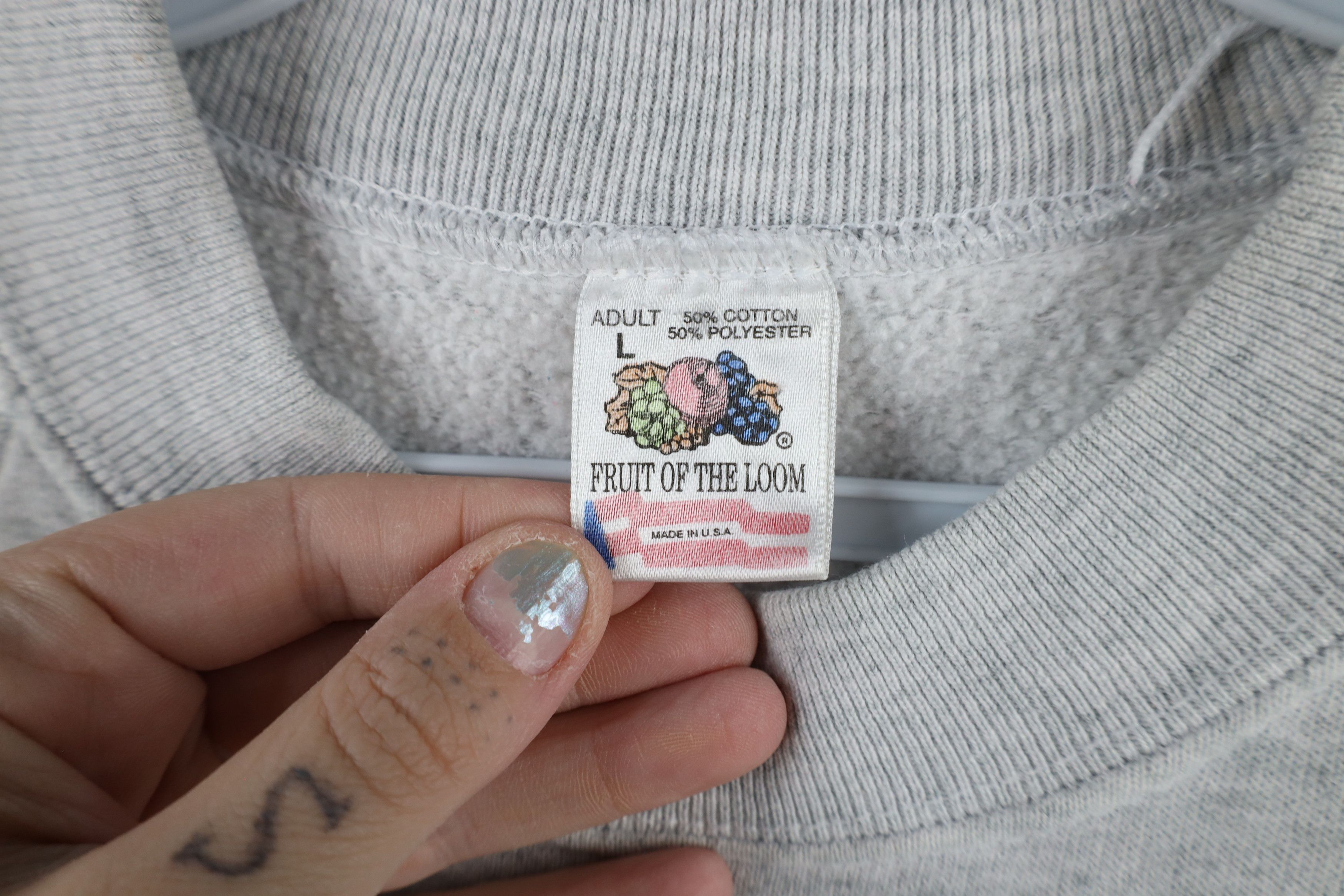 Vintage Vintage 90s Streetwear Outdoor Outfitters Bear Sweatshirt Size L / US 10 / IT 46 - 7 Thumbnail