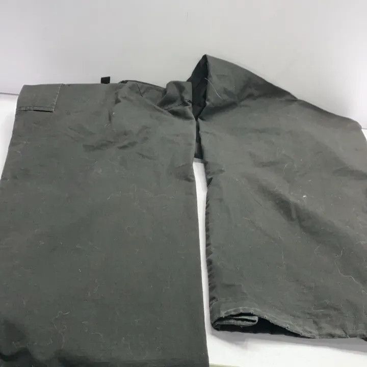 Balenciaga Balenciaga Black Raw Low Waist Cargo Pants 0079-2507 Size US 44 / EU 60 - 7 Thumbnail