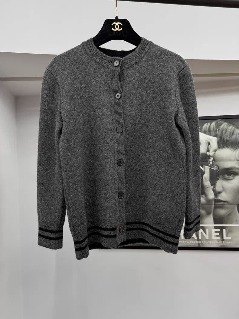Dior Dior 8-character gray cashmere cardigan coat Size XS / US 0-2 / IT 36-38 - 1 Thumbnail