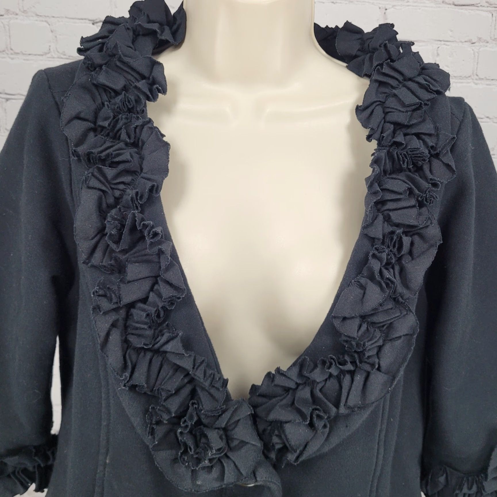 Nordstrom Nick & Mo Nordstrom Black Buttoned Ruffle 3/4 Sleeve Stretch Jacket Large L Size L / US 10 / IT 46 - 5 Thumbnail