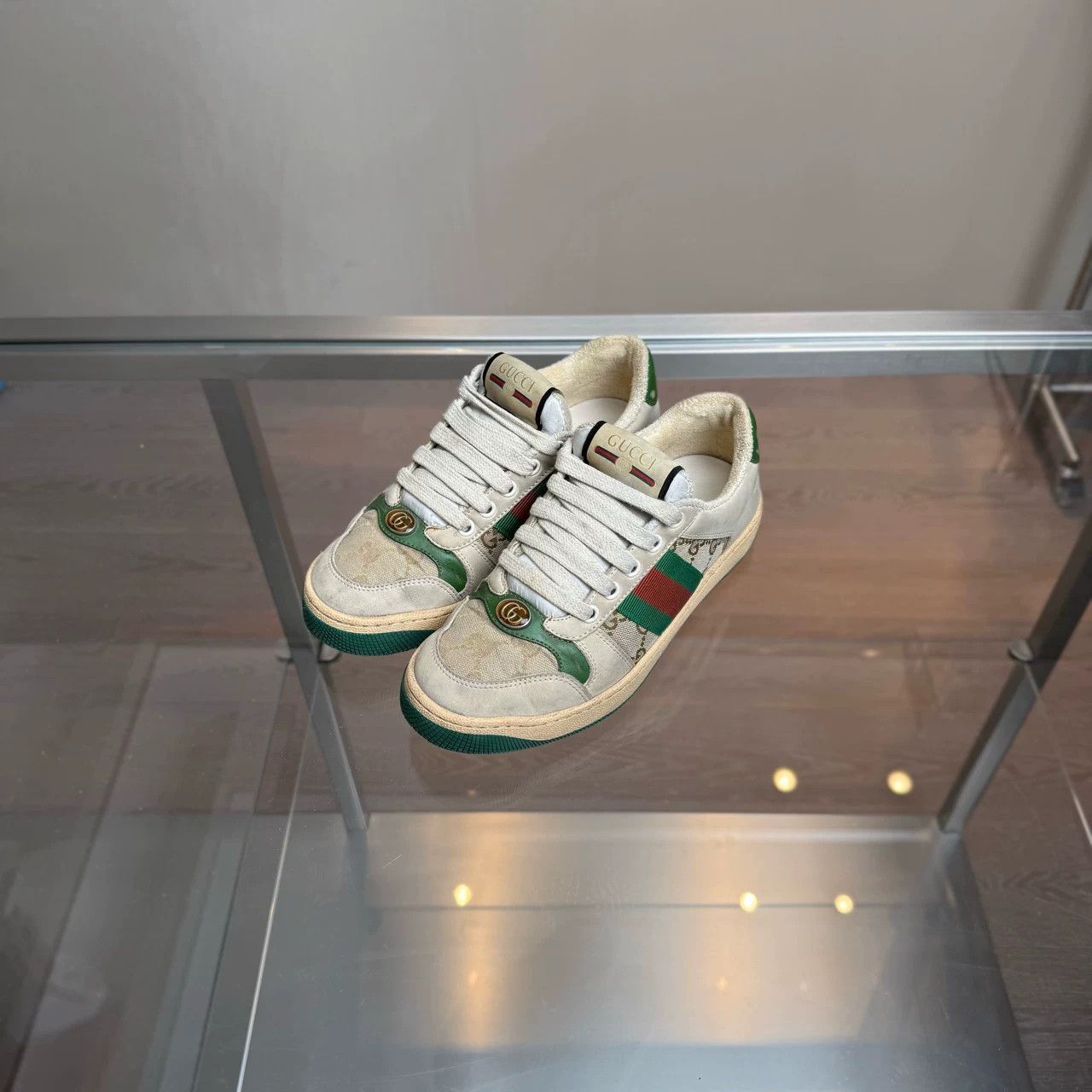 Gucci Gucci White Green Distressed Sneakers Size US 4 / IT 34 - 1 Thumbnail