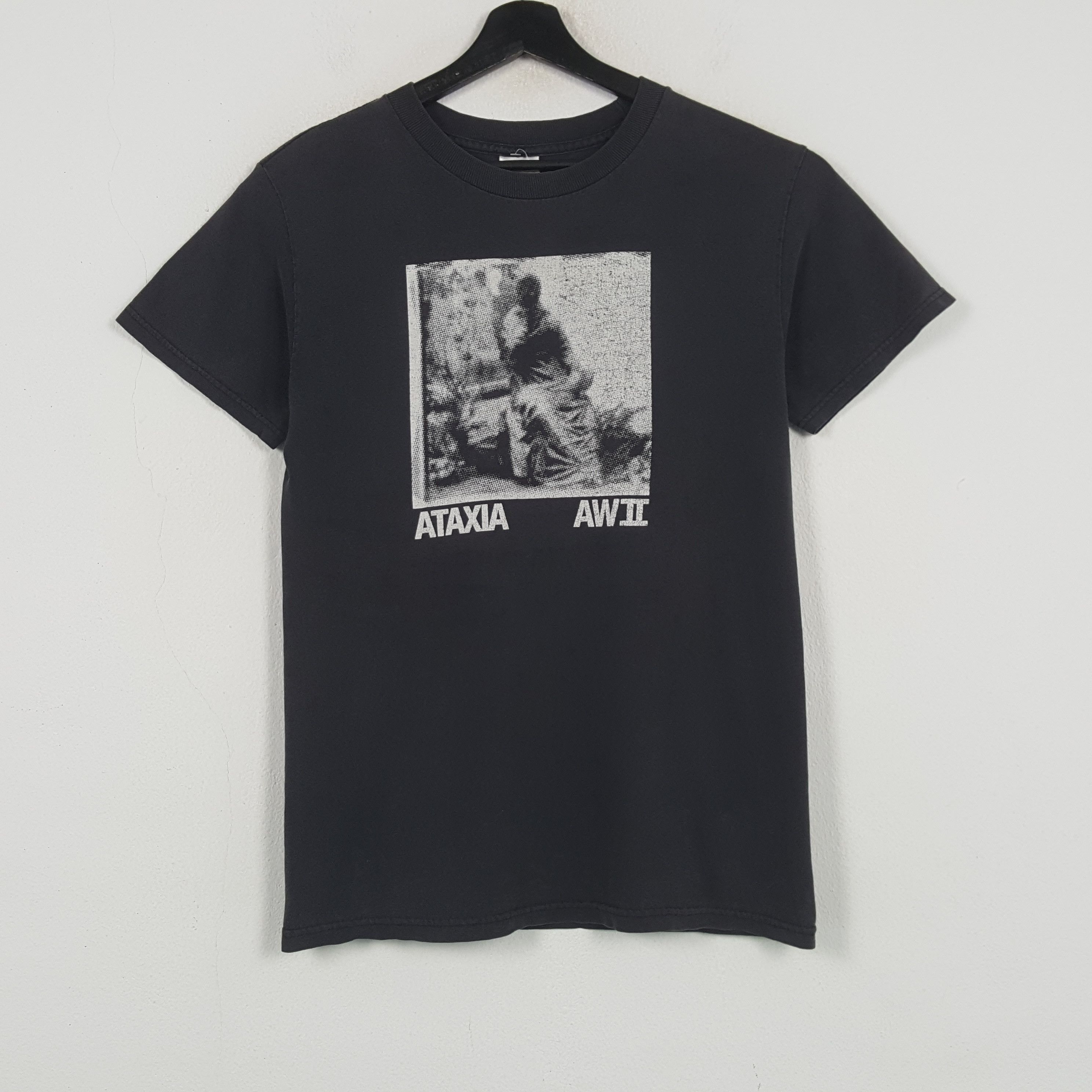 Band Tees Ataxia Rock Music Group Vintage Tshirt 31 Size US S / EU 44-46 / 1 - 1 Thumbnail