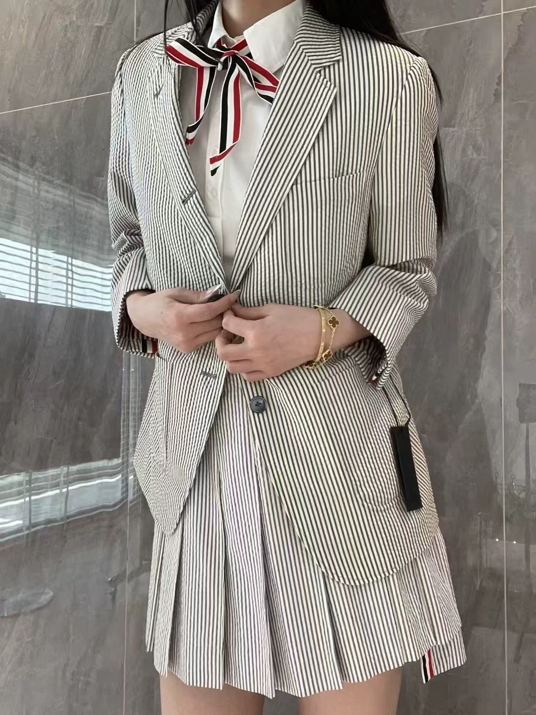 Thom Browne Thom Browne Rare Seersucker 3-Pocket Suit 42 New Size M / US 6-8 / IT 42-44 - 7 Thumbnail