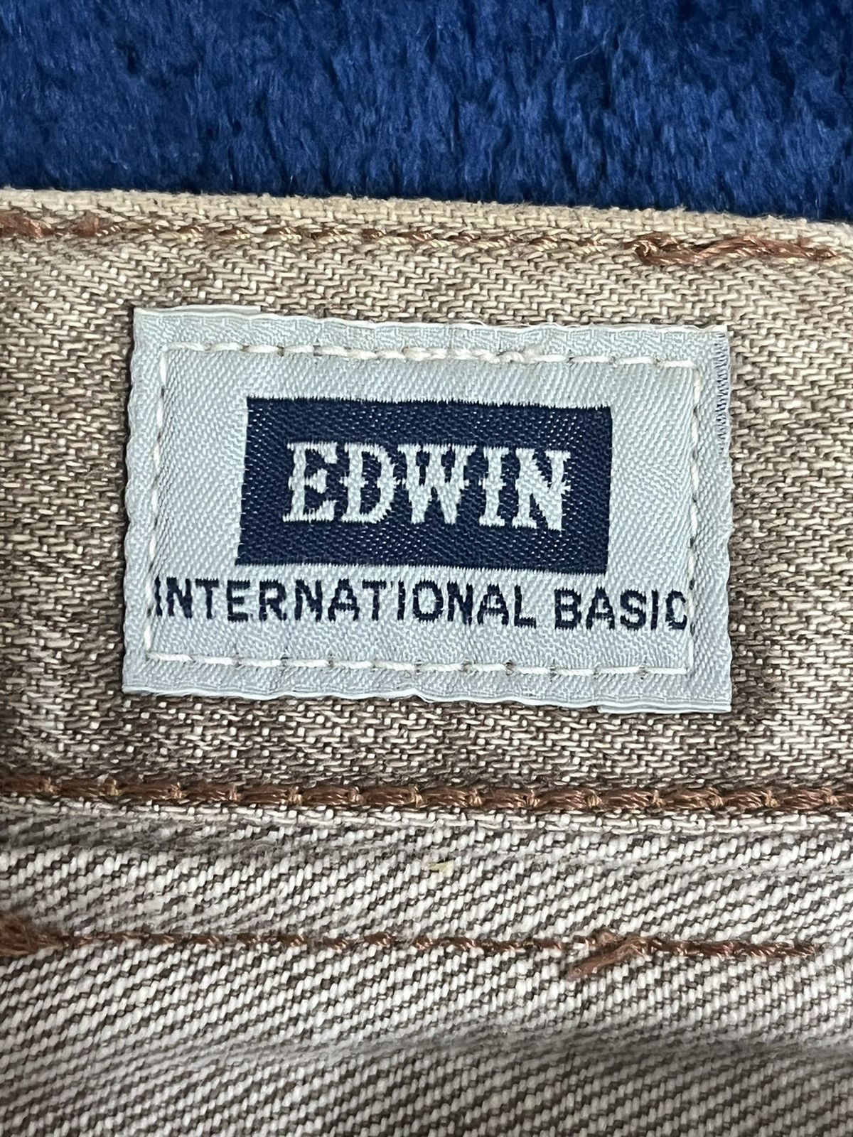 Edwin Vintage White Edwin Distressed Style jeans Size US 31 - 11 Thumbnail