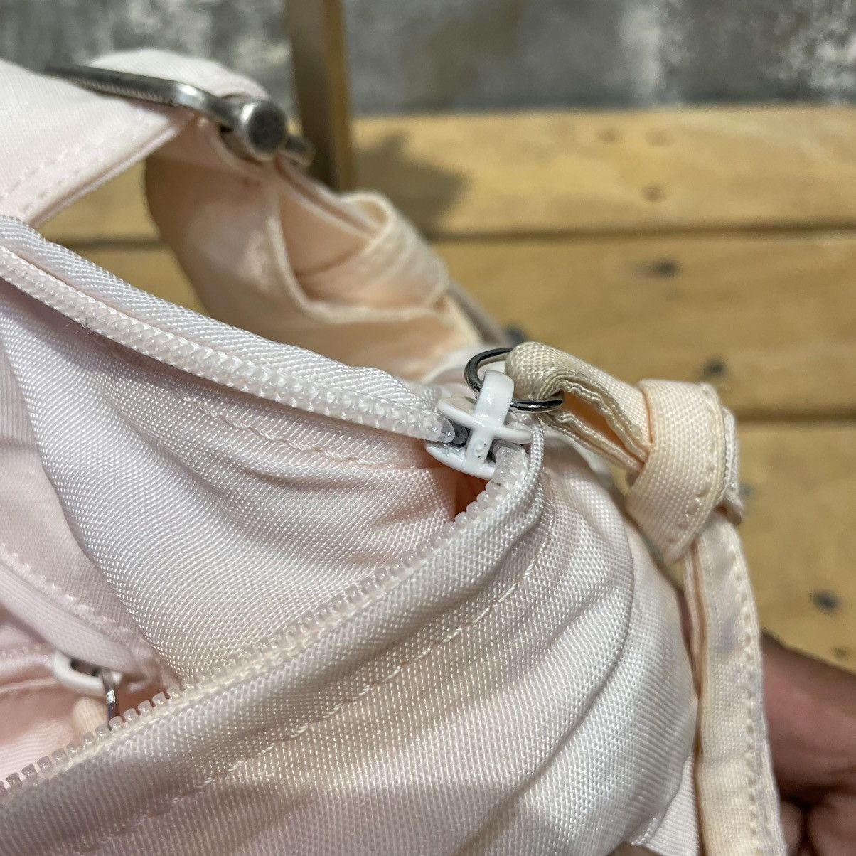 Lemaire LEMAIRE PINK SOFT GAME BALL SHOULDER BAG Size ONE SIZE - 23 Thumbnail