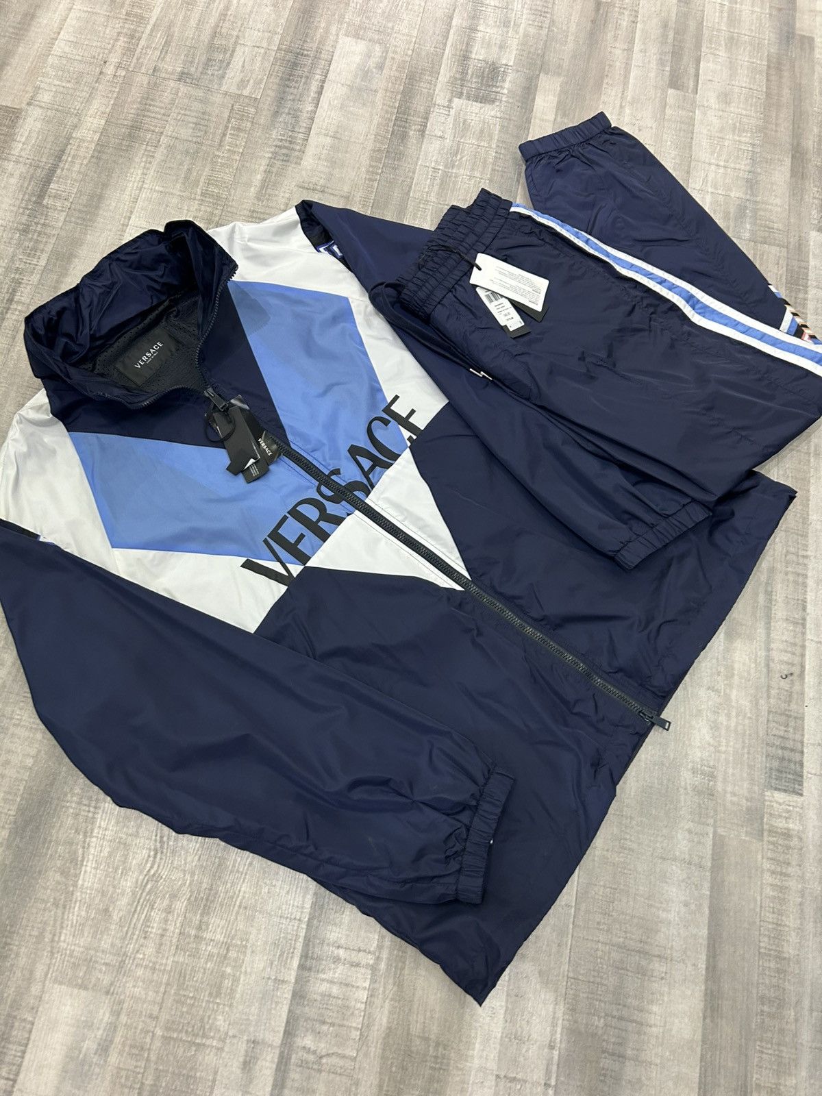 Versace Versace Nylon Track Suit Size US L / EU 52-54 / 3 - 2 Thumbnail