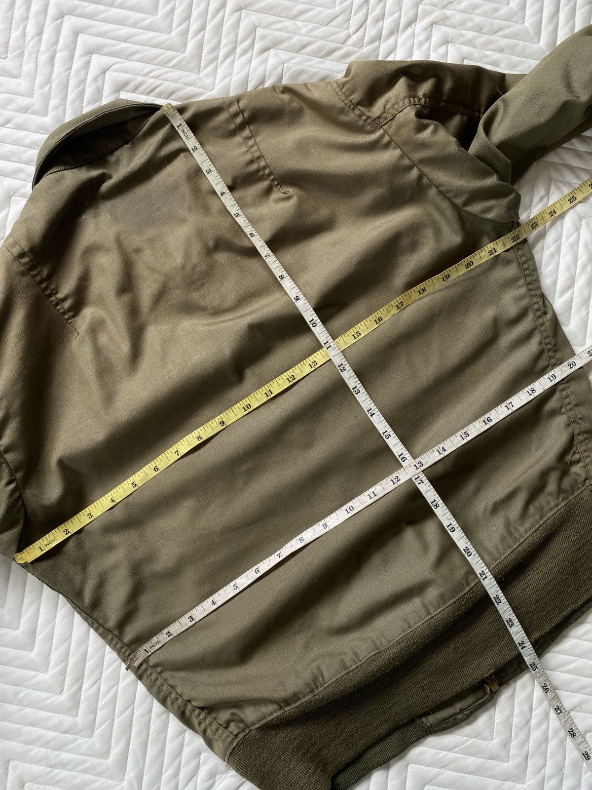 Vintage Cold Weather Combat Vehicle (CVC) Jacket – US Army Issue 🇺🇸 Size US S / EU 44-46 / 1 - 10 Thumbnail