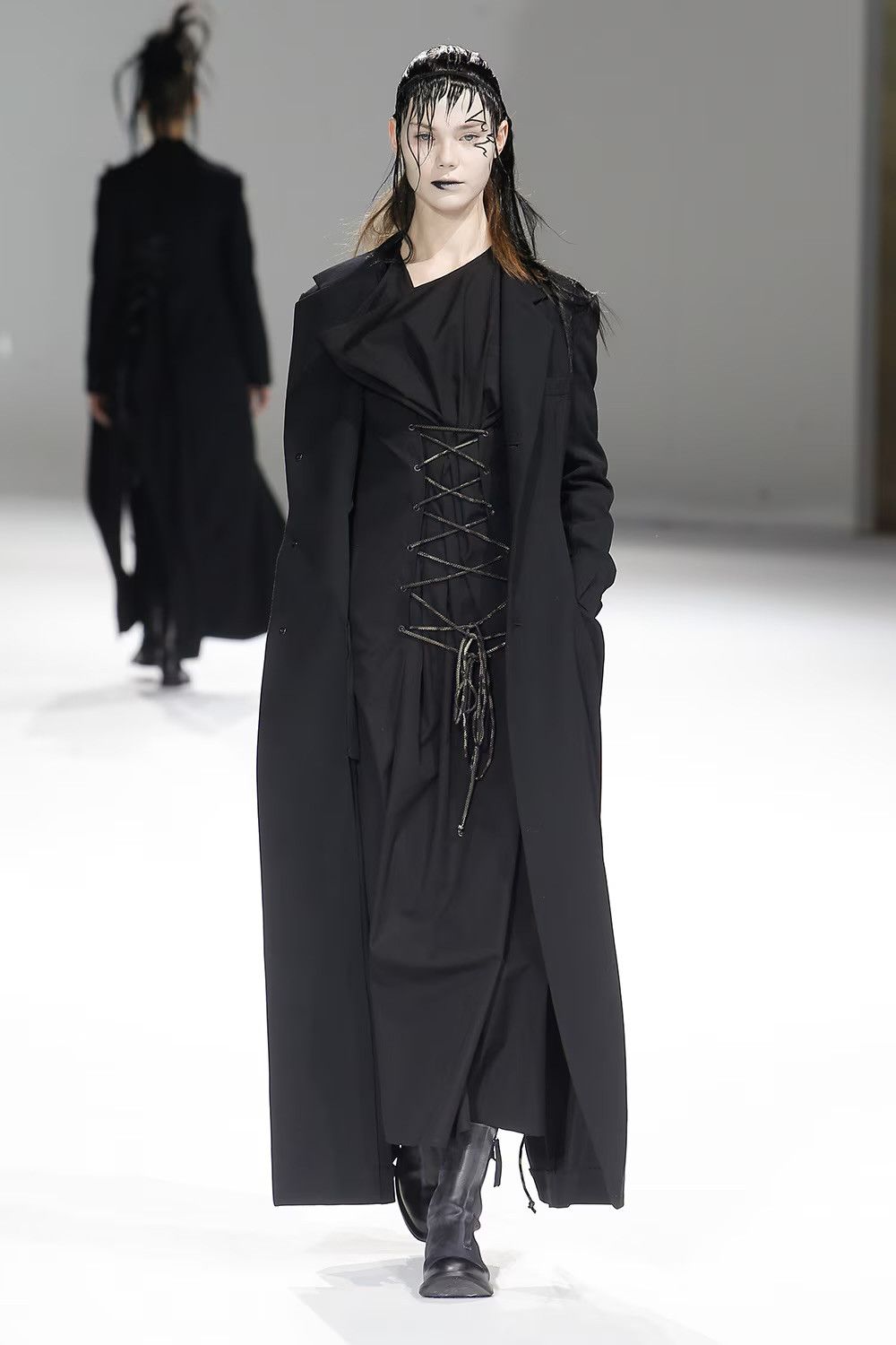 Yohji Yamamoto Yohji Yamamoto A/W 2020-21 lace up dress Size S / US 4 / IT 40 - 1 Thumbnail