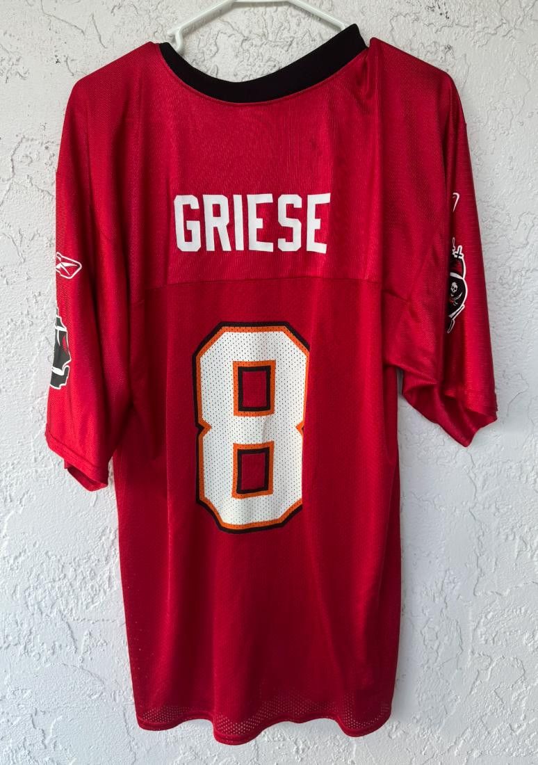 NFL Vintage Tampa Bay Jersey M Size US M / EU 48-50 / 2 - 3 Thumbnail
