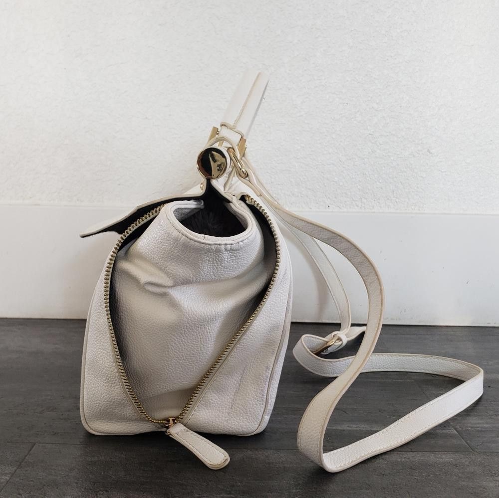 Forever 21 White Gold F21 Classic Satchel Bag Size ONE SIZE - 2 Thumbnail
