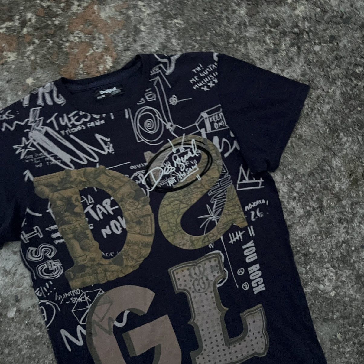 Desigual Vintage Desigual T Shirt Tee Big Logo Black Crazy 90s Size US L / EU 52-54 / 3 - 4 Thumbnail