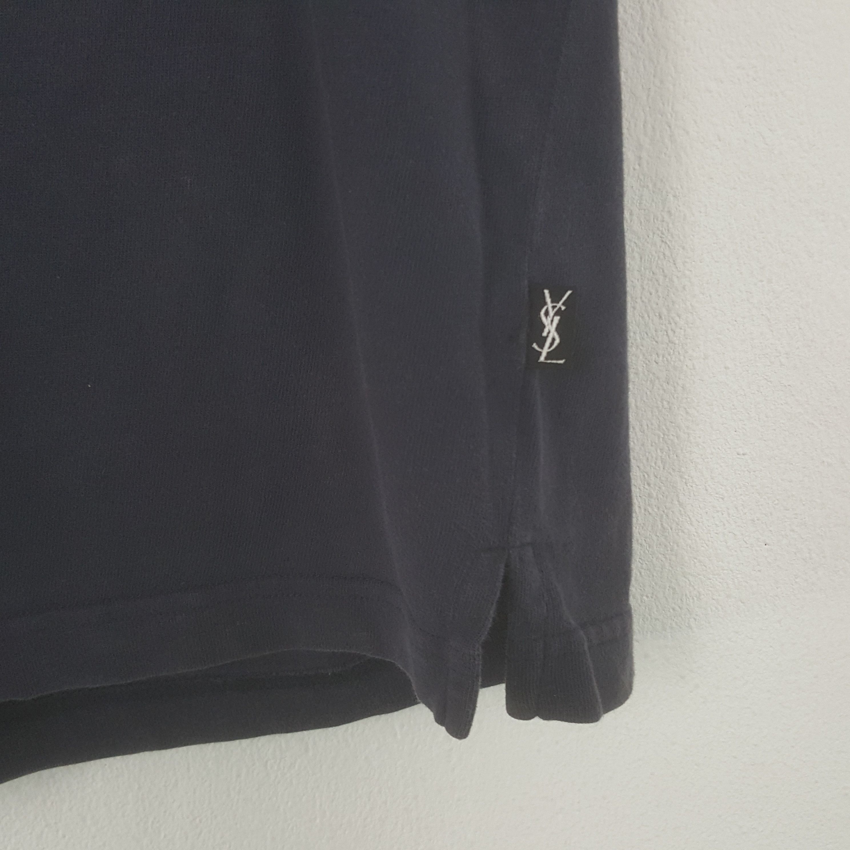 Vintage × Yves Saint Laurent Vintage Yves Saint Lauren Italian Brand Small Logo Tshirt Size US L / EU 52-54 / 3 - 3 Thumbnail