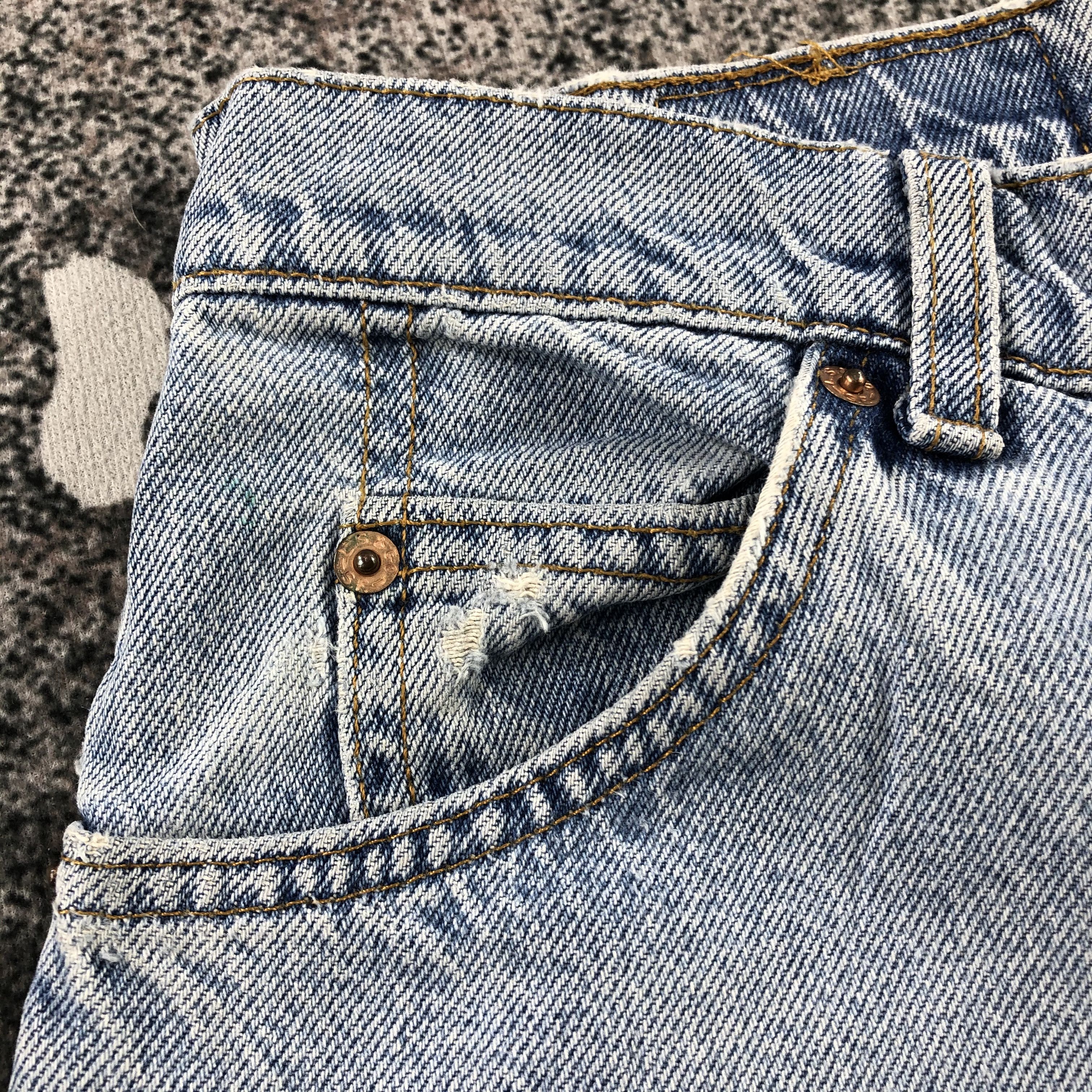 Levi's Vintage 90s Levi's 950 Jeans Medium Wash Denim KJ990 Size US 29 - 11 Thumbnail